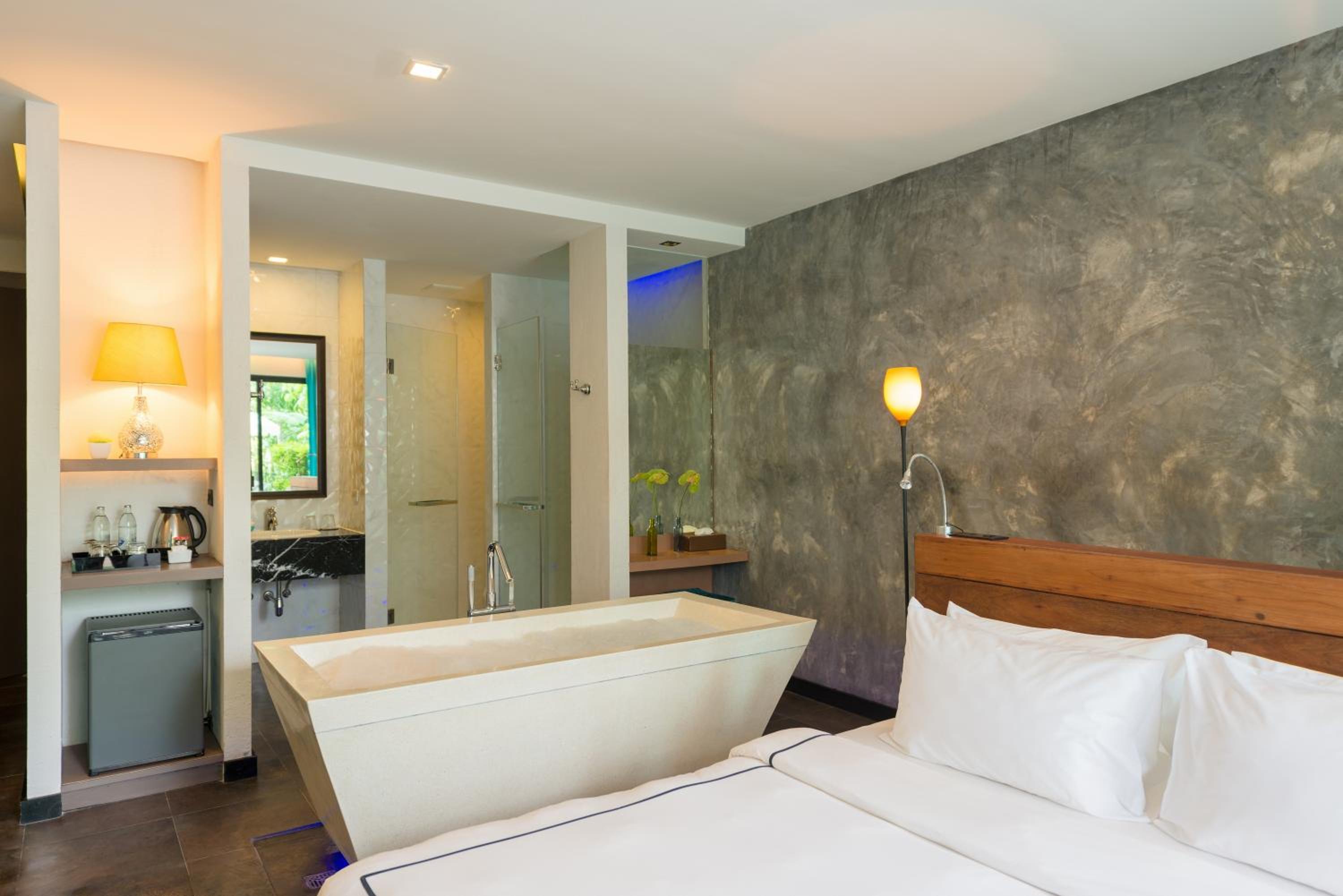 Bay Romance Room - Photo 5