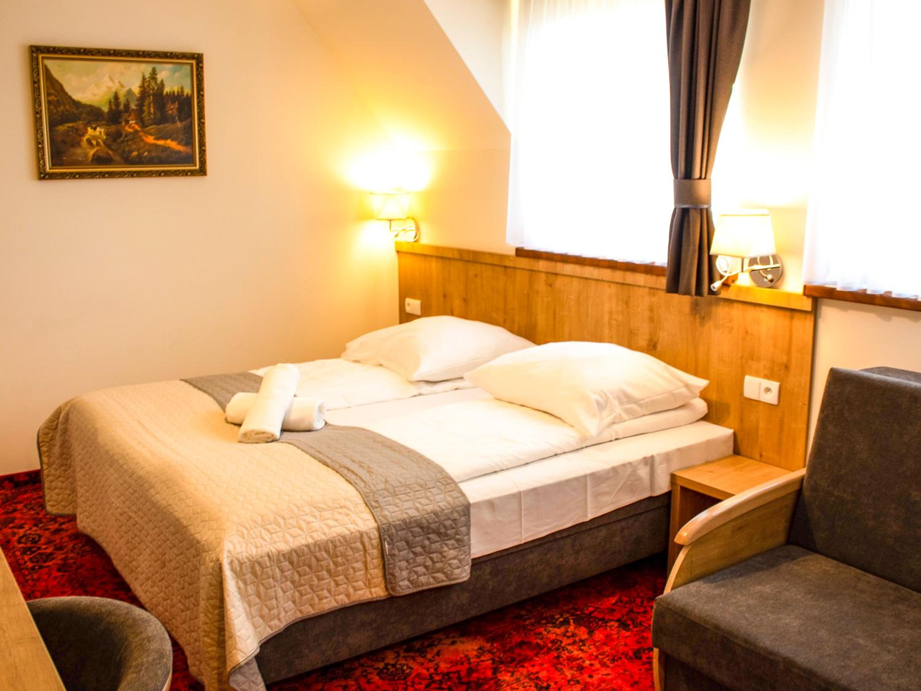 Double Room with Private Bathroom photo 1