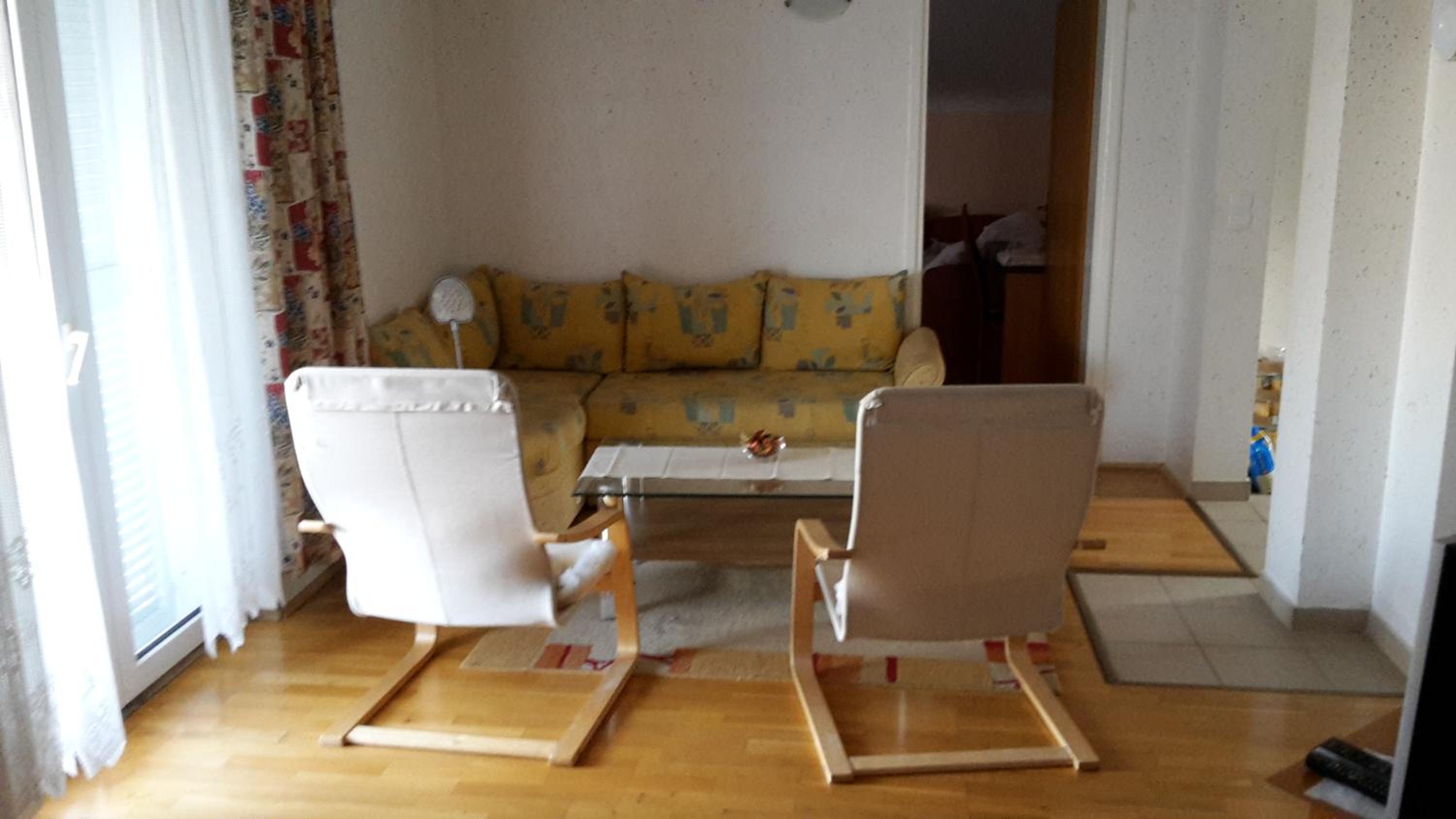 Two-Bedroom Apartment - Photo 2