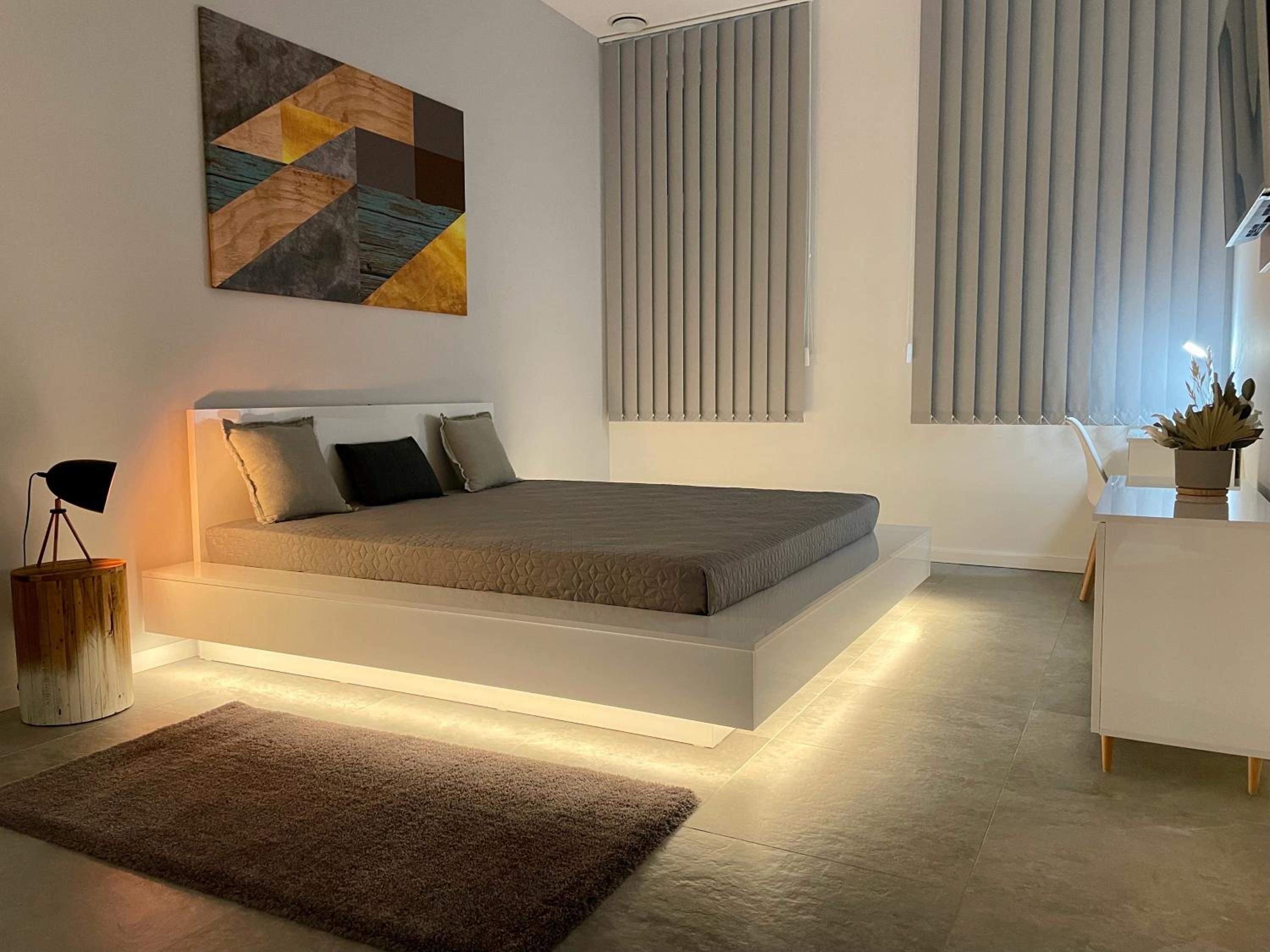 Apartment photo 2