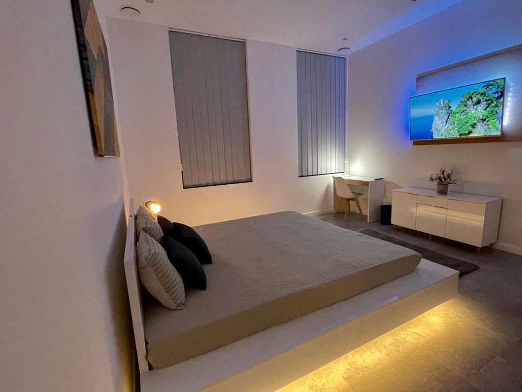 Apartment photo 1