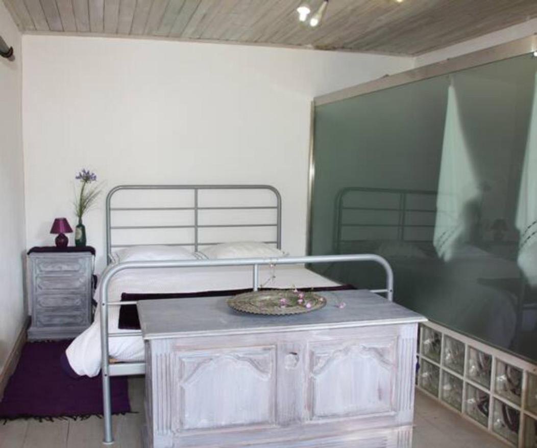 Deluxe Double Room with Shower photo 3