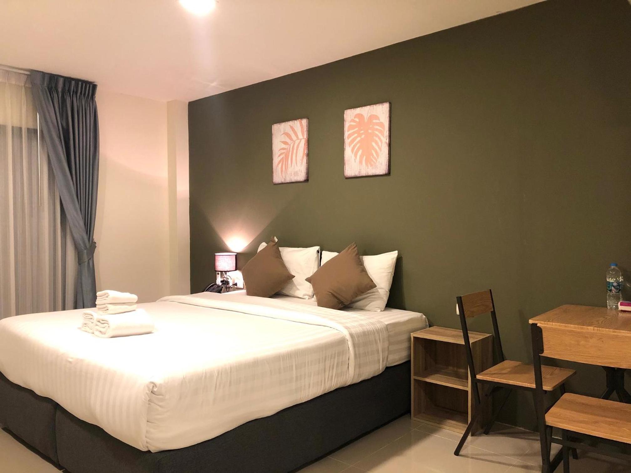 Standard Double Room - Photo 3
