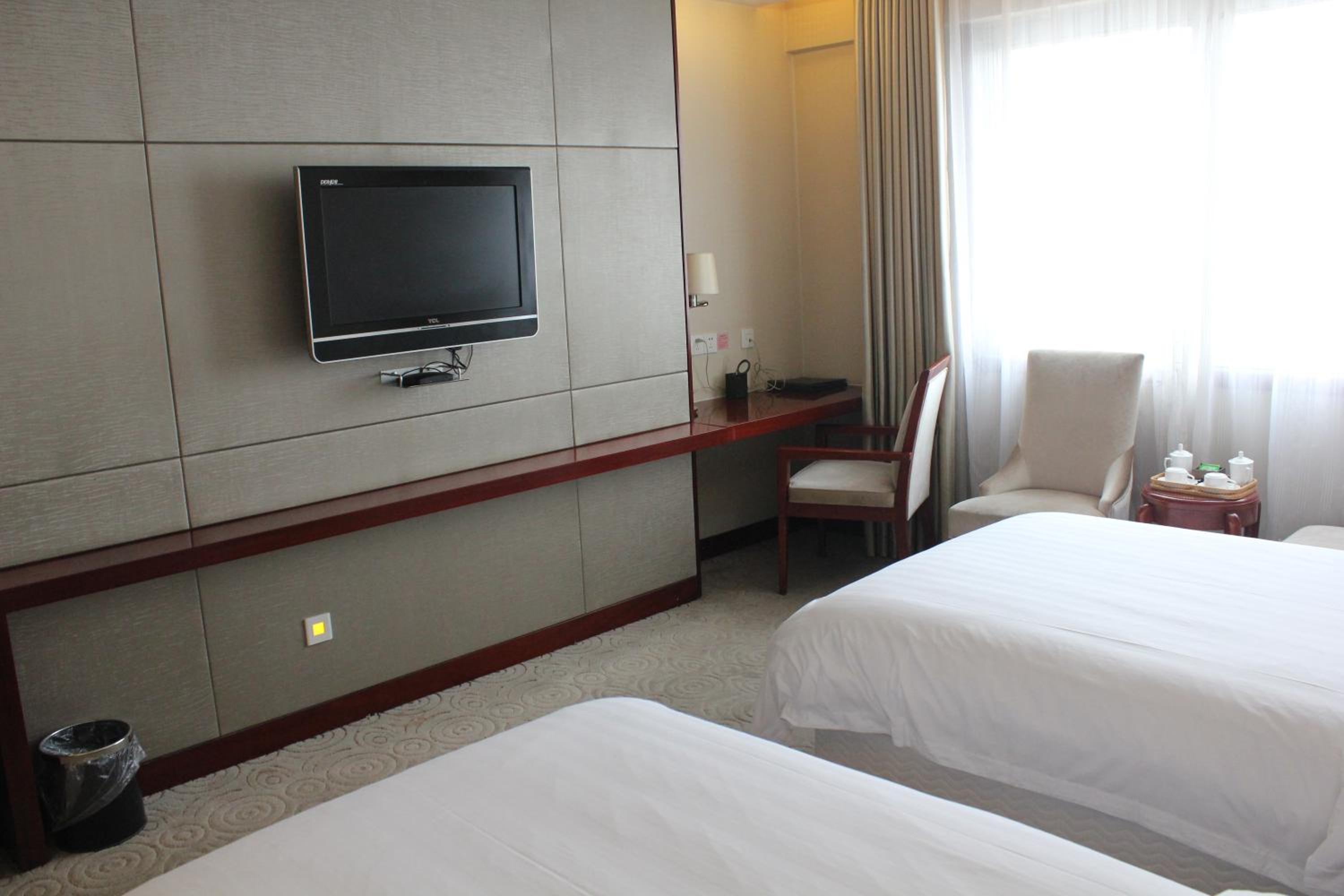 Standard Twin Room photo 2