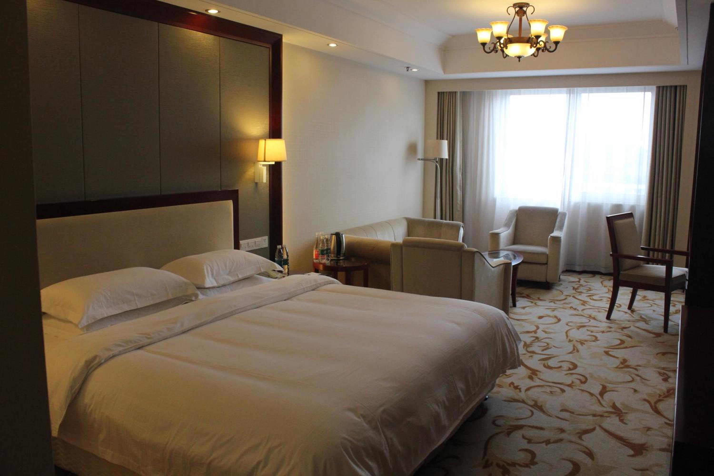 Deluxe Executive Double Room photo 2