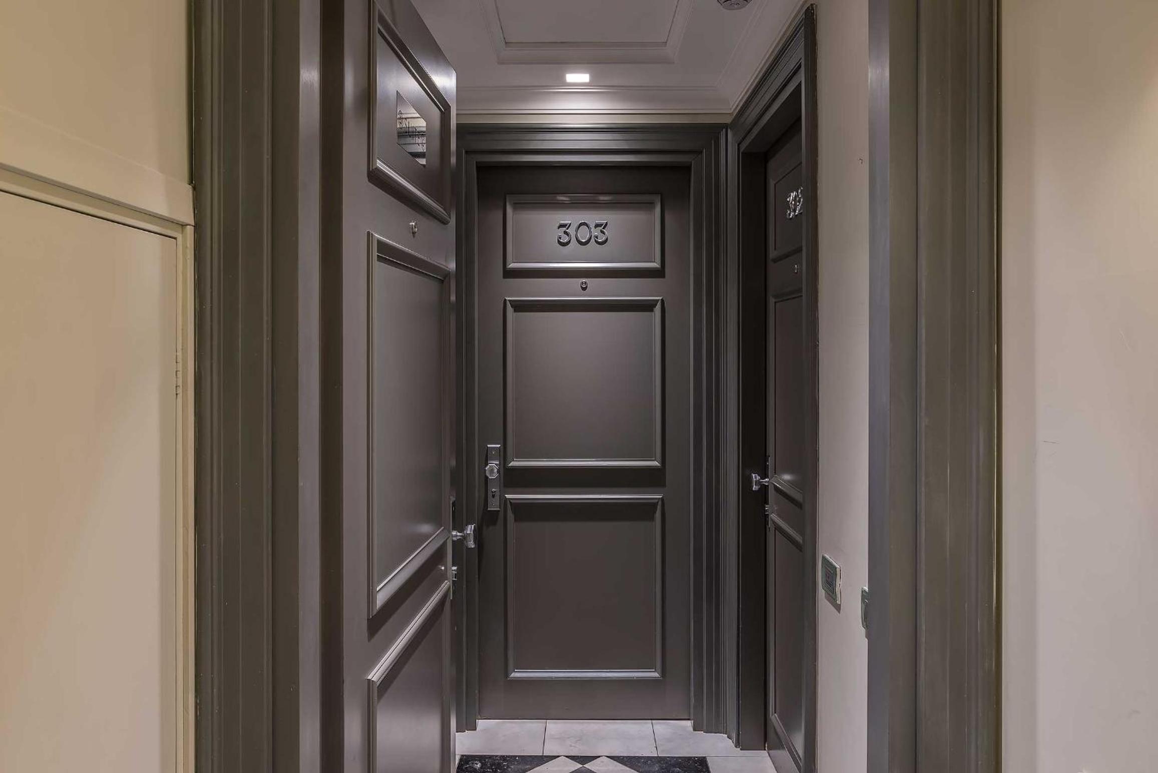 Luxury Family Suite photo 2