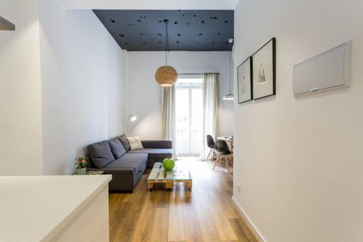 Deluxe Apartment with balcony - Photo 7