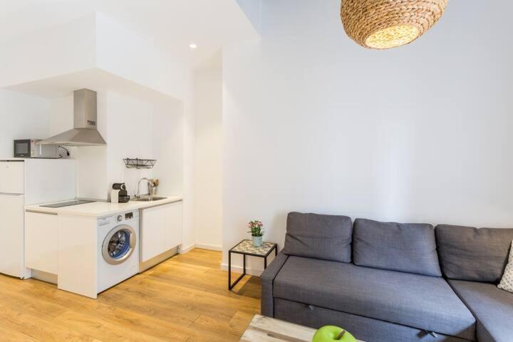 Deluxe Apartment with balcony - Photo 6