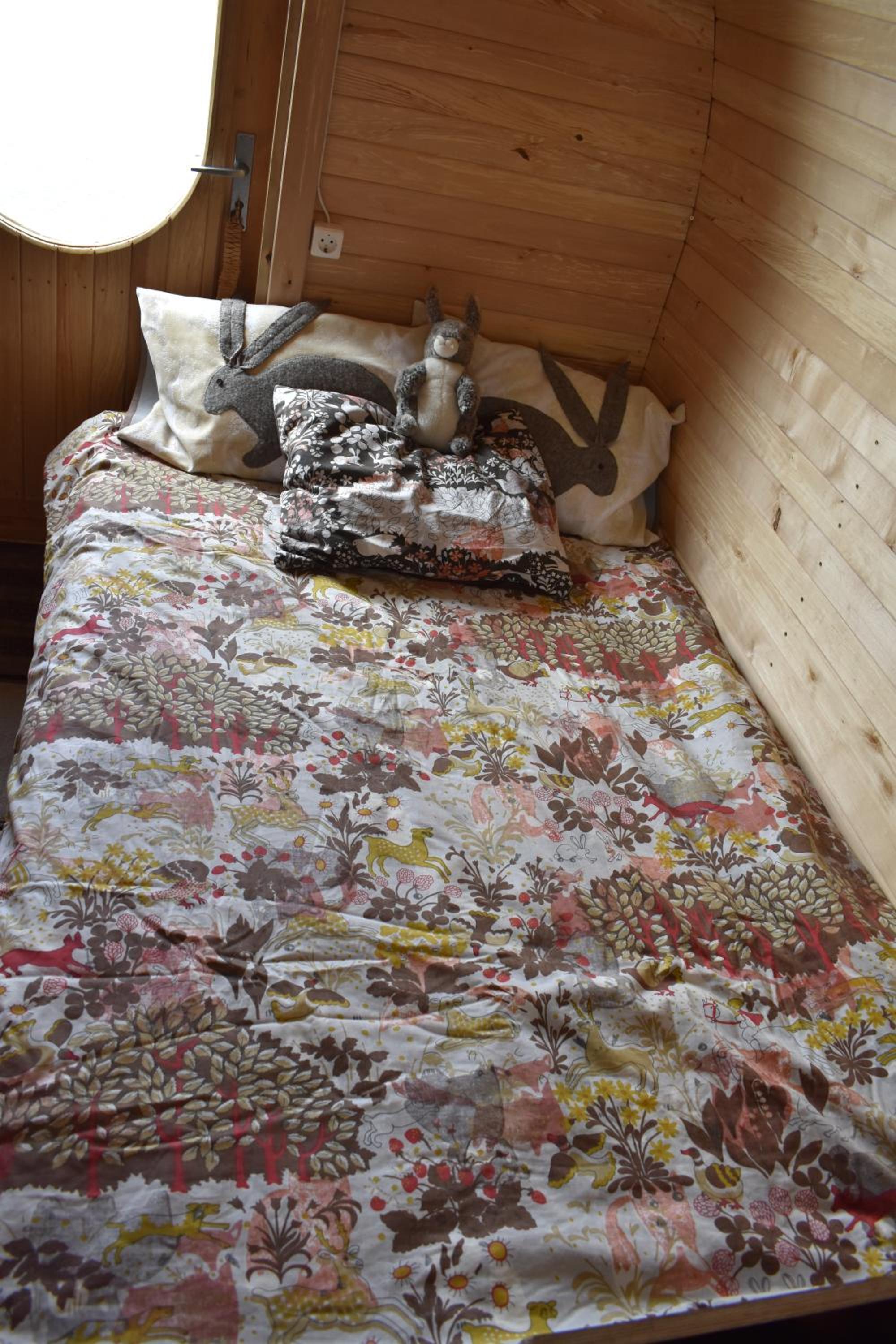 Mobile Home - Photo 23