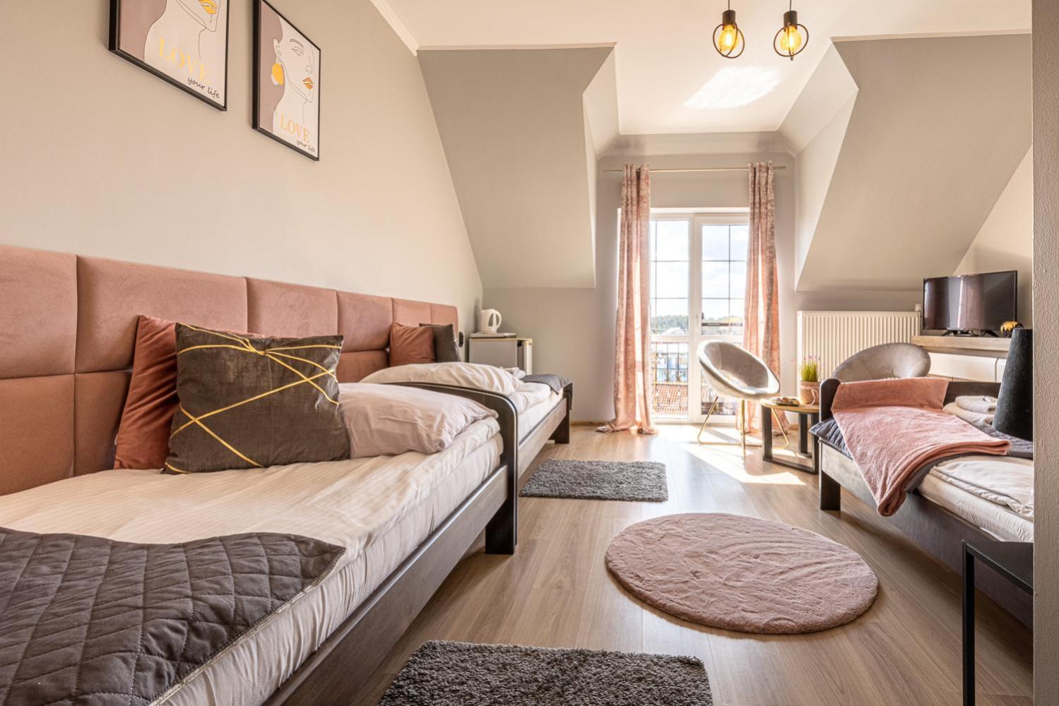 Quadruple Room with Lake View photo 1