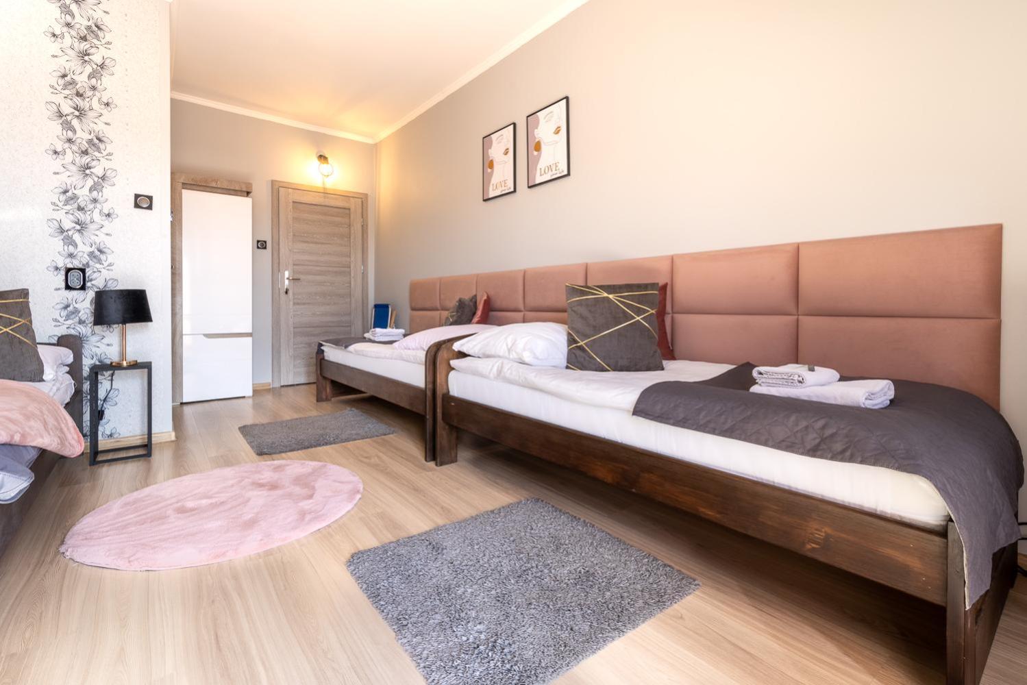 Quadruple Room with Lake View photo 3
