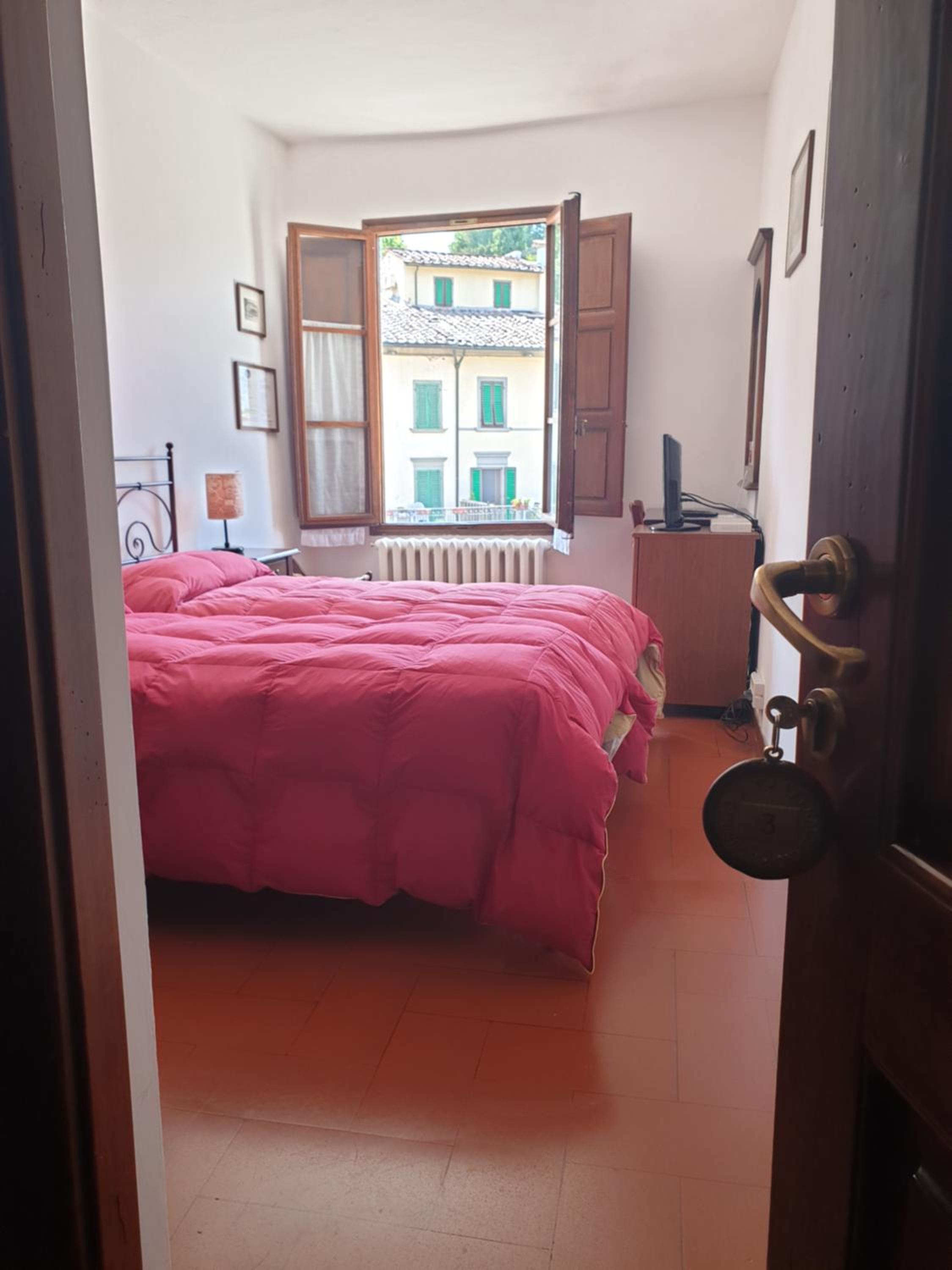 Double or Twin Room - Photo 10