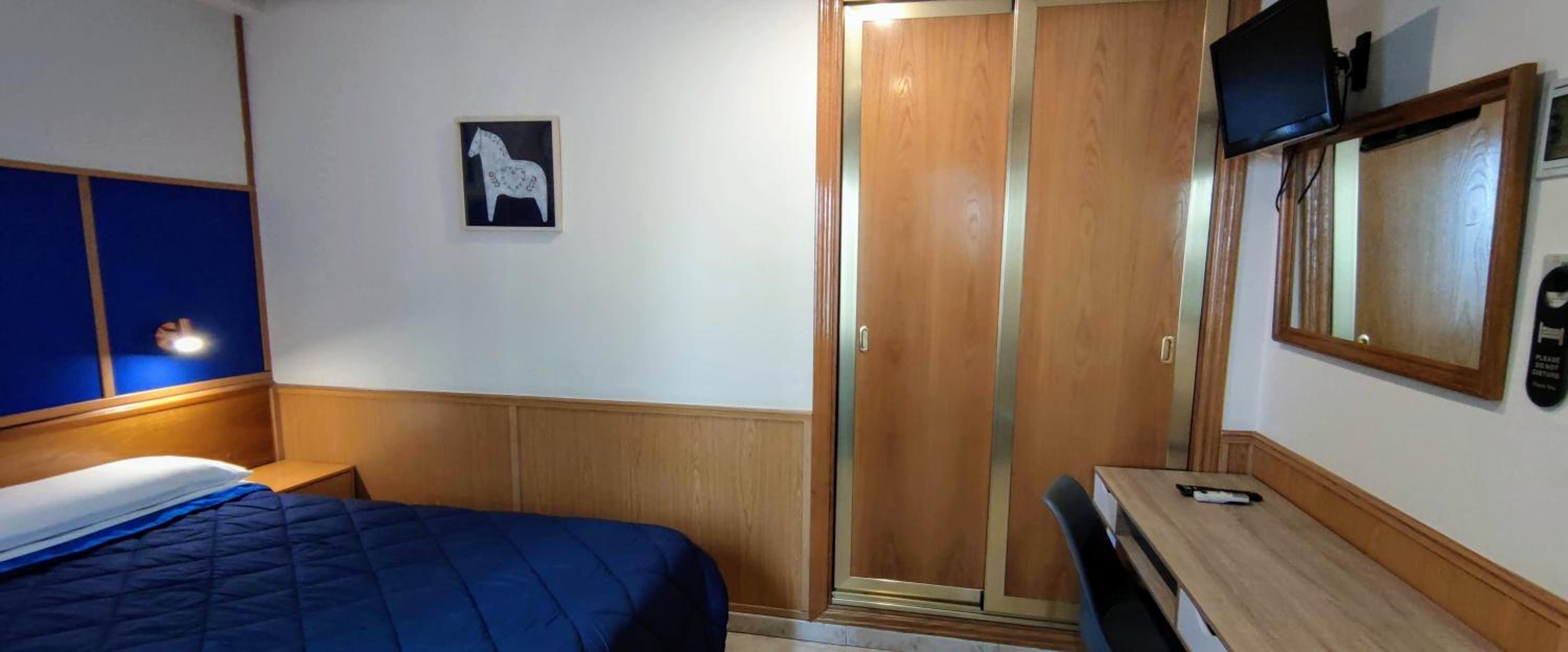 Double Room - Photo 13