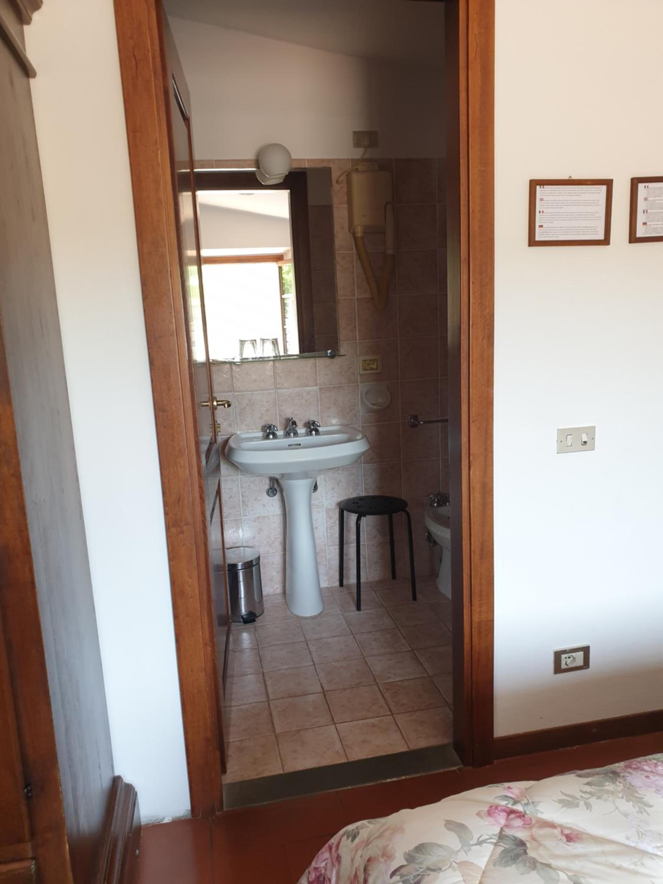 Quadruple Room - Photo 4