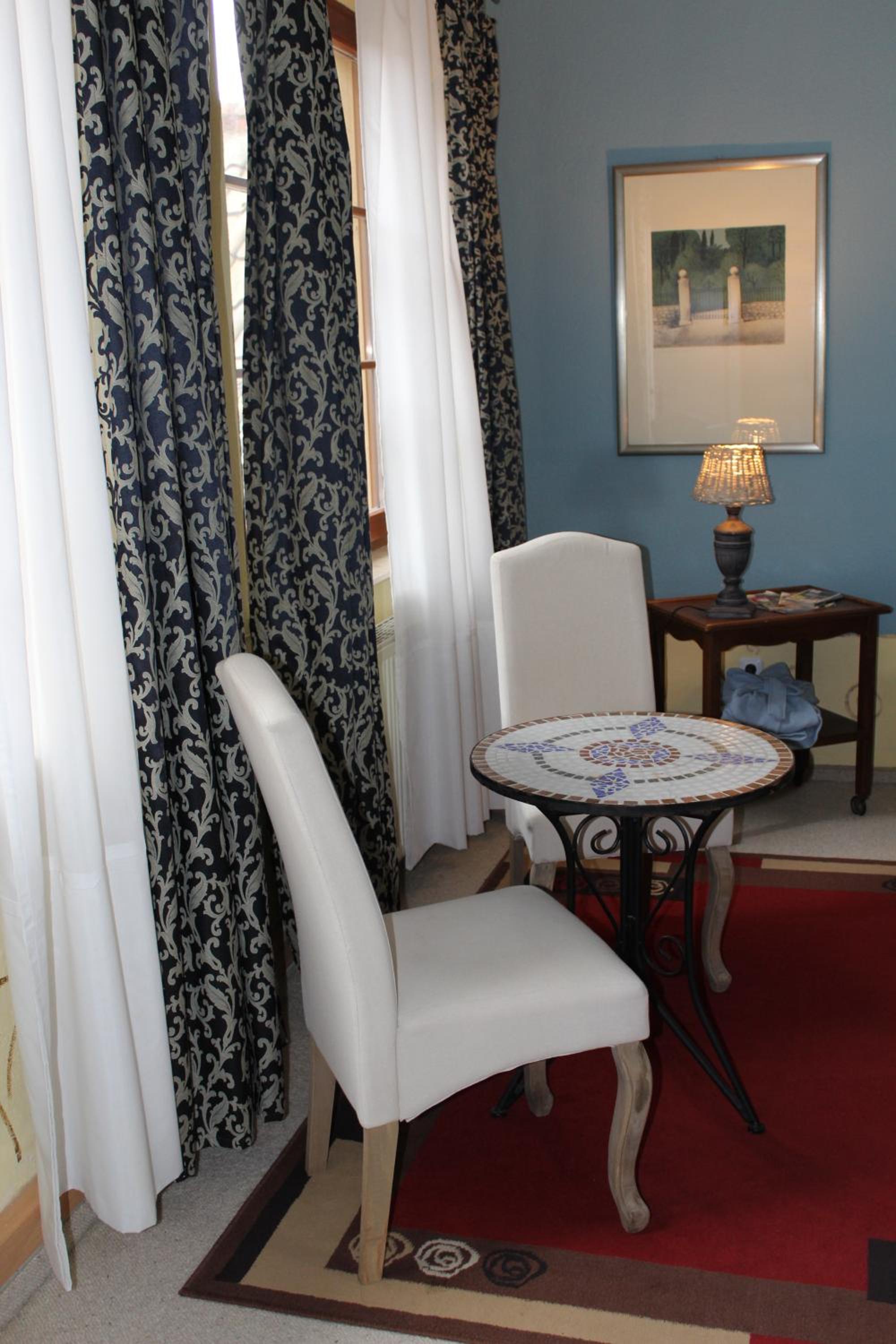 Apartment - Ground Floor - Photo 4
