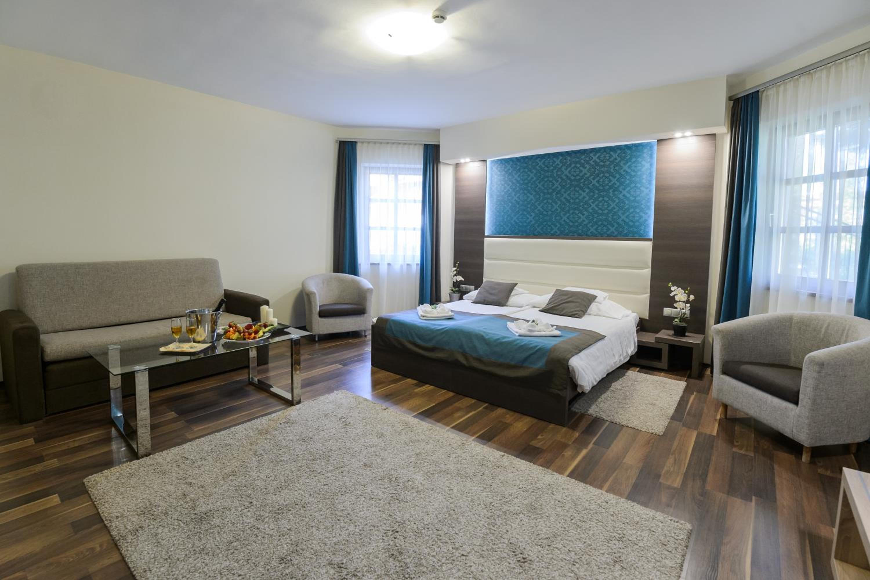 Deluxe Quadruple Room
