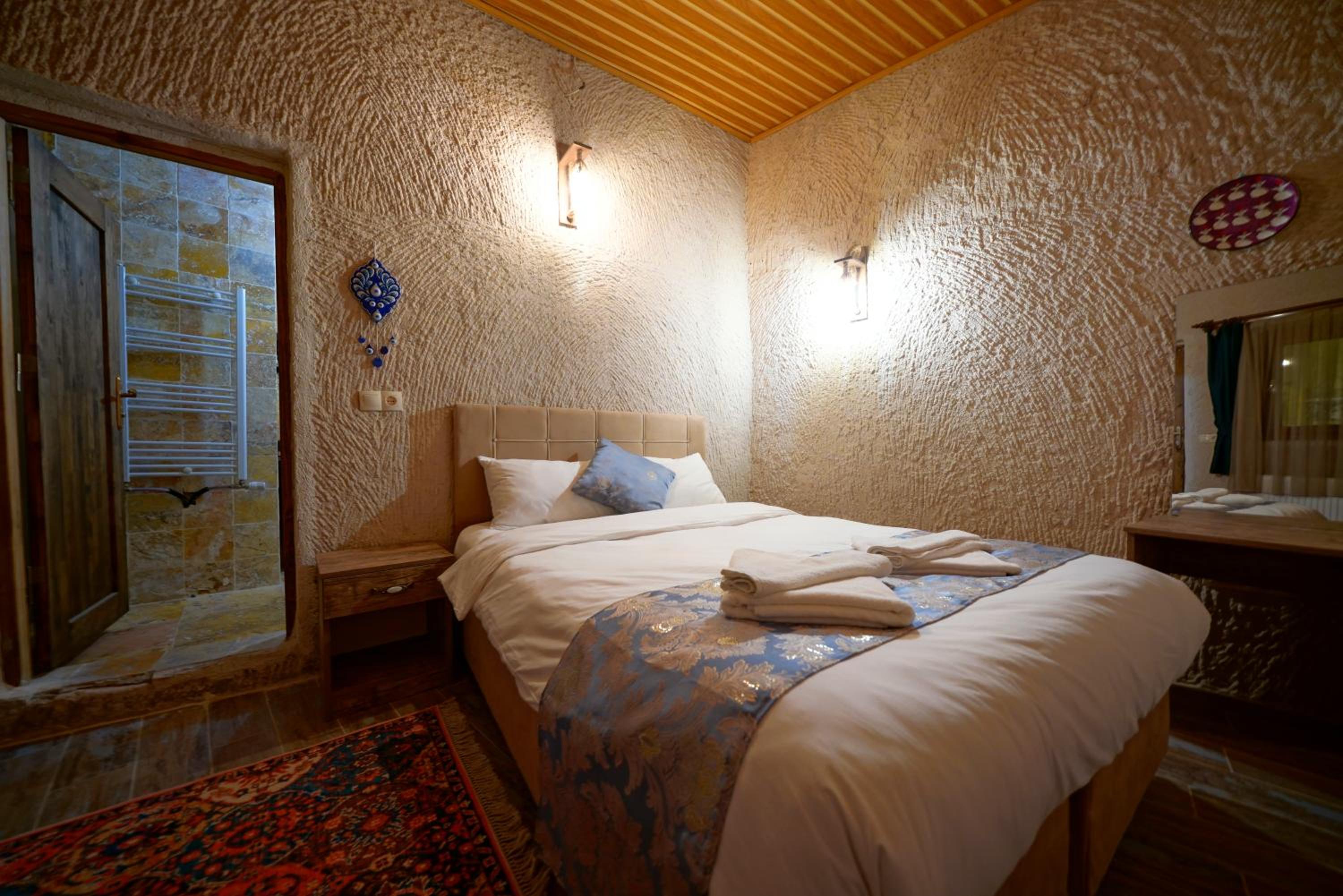 Economy Double Room - Photo 6