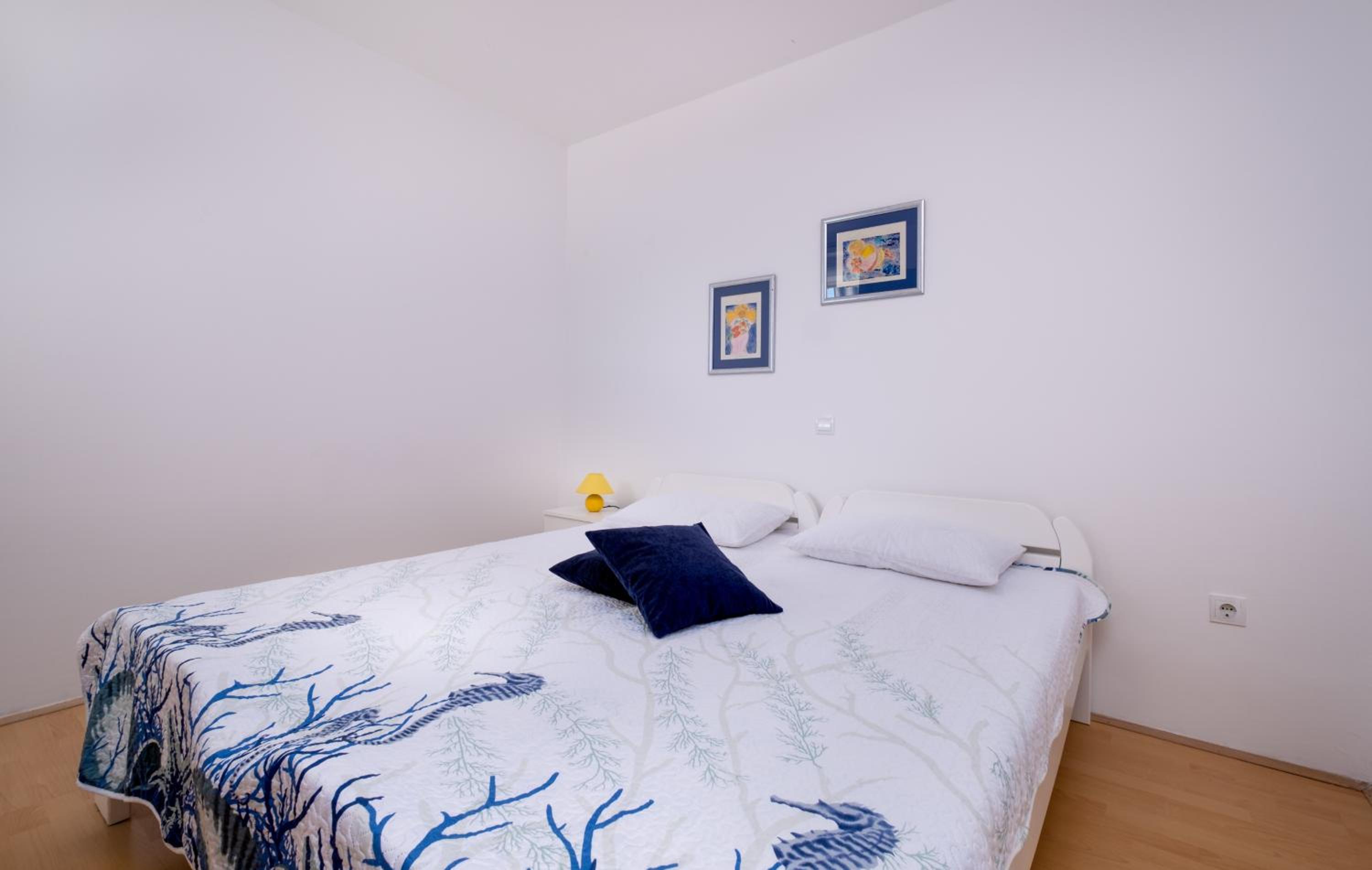 Superior Twin Room with Sea View photo 1