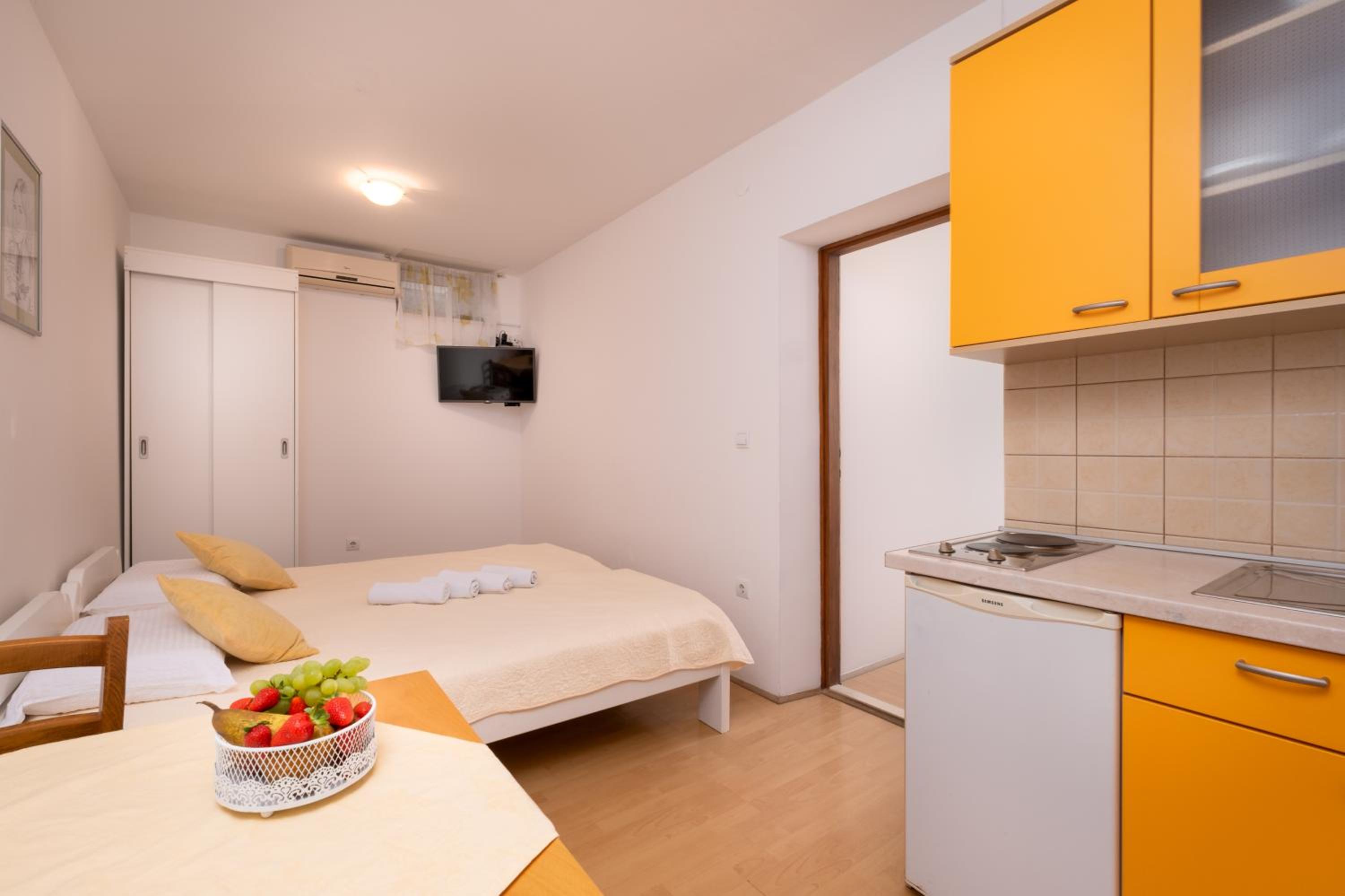 Standard Studio Apartment with Balcony and Sea View  photo 1