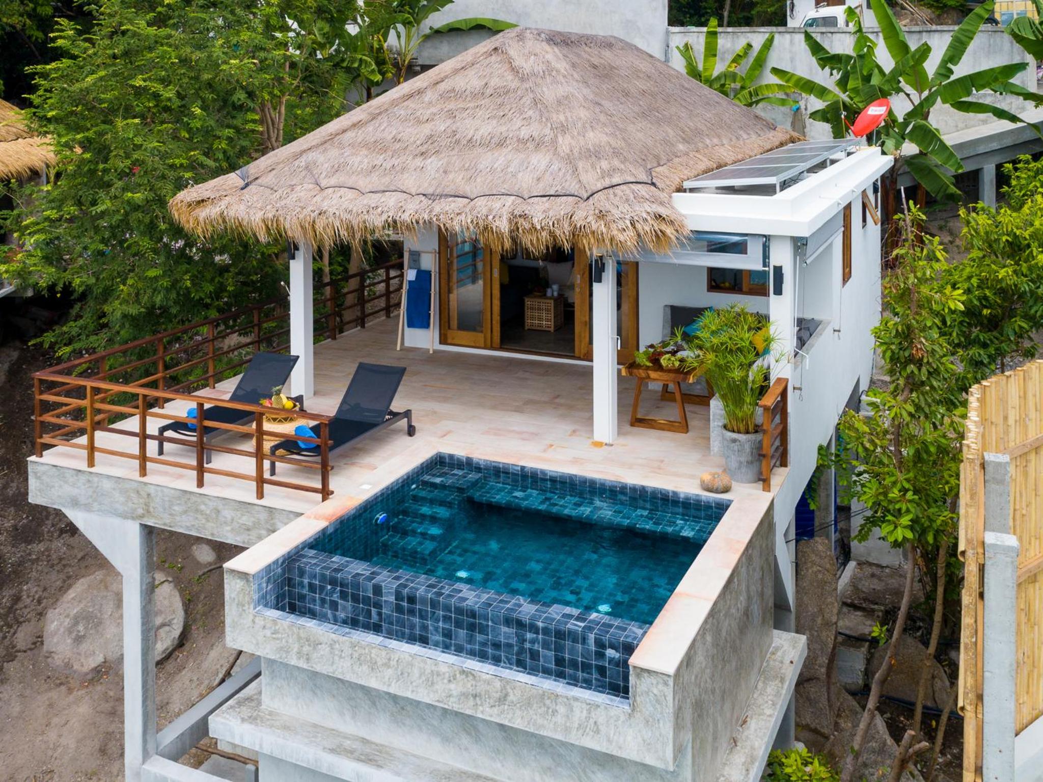 C16B - One Bedroom Private Pool Villa with Seaview photo 3