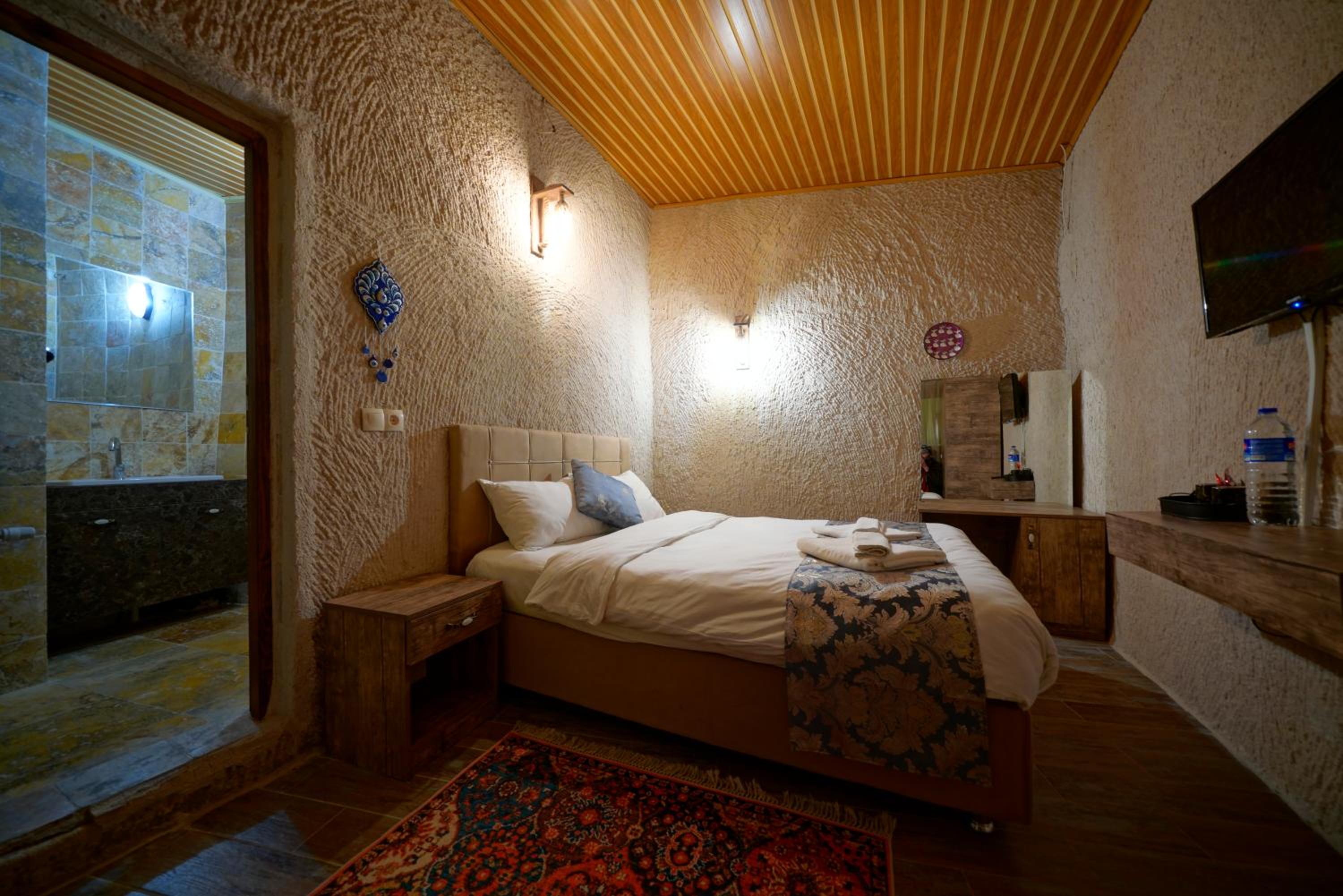 Economy Double Room - Photo 5