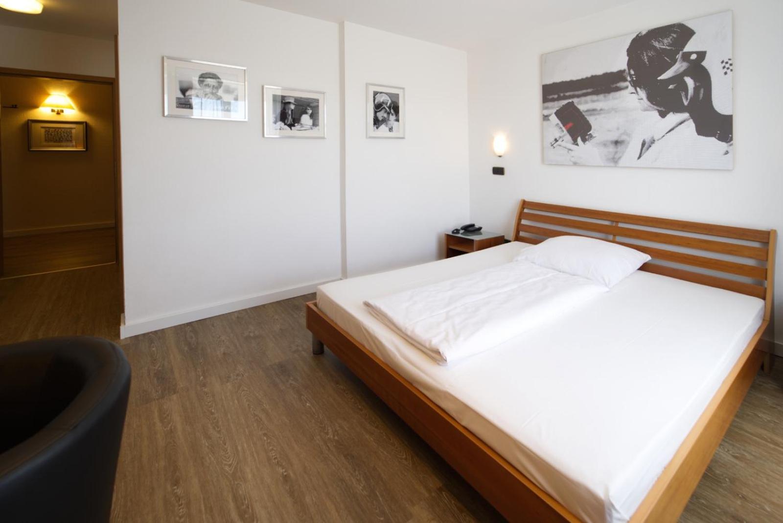 Double Room - Photo 4