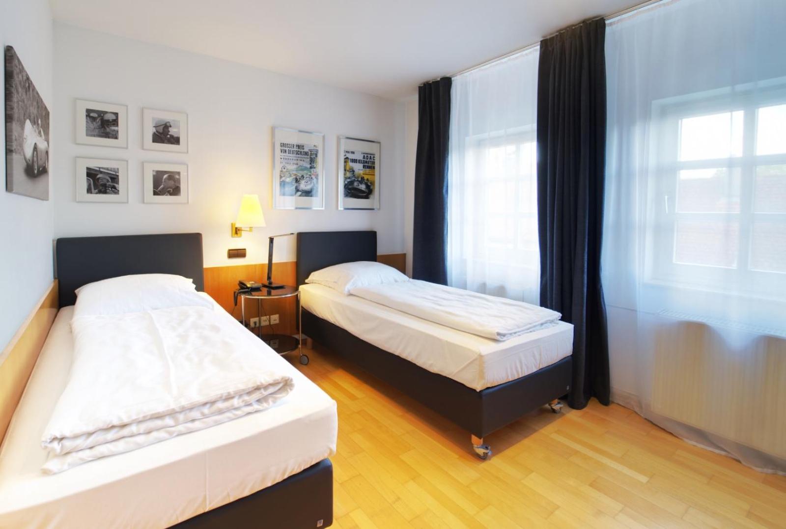 Double Room - Photo 10