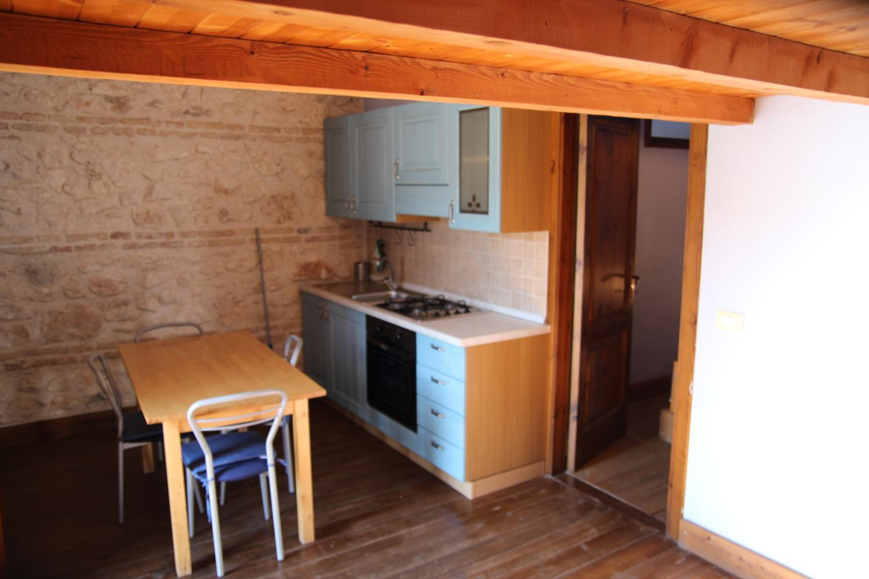 One-Bedroom Apartment - Photo 4