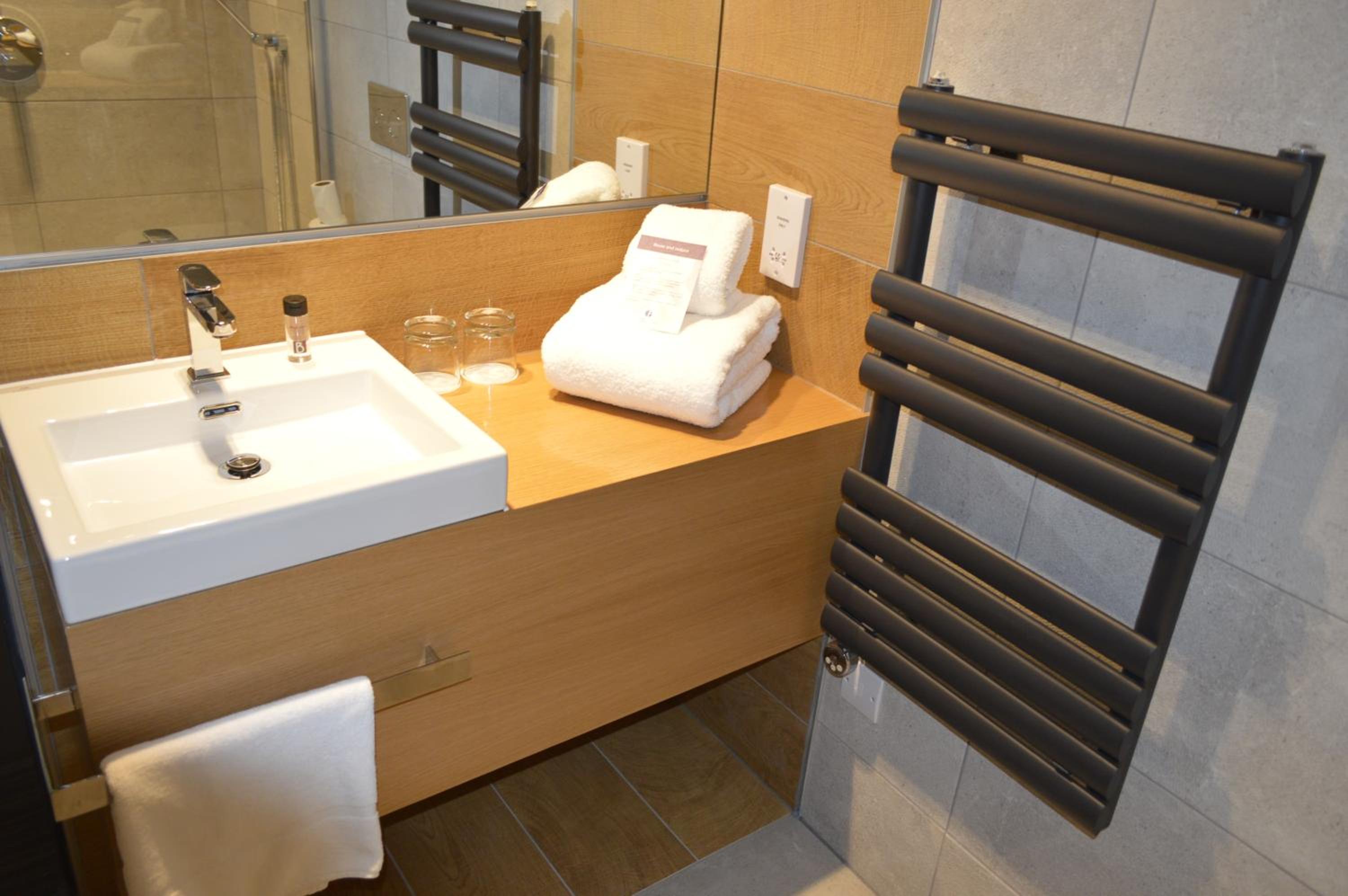 Deluxe Twin Room photo 2