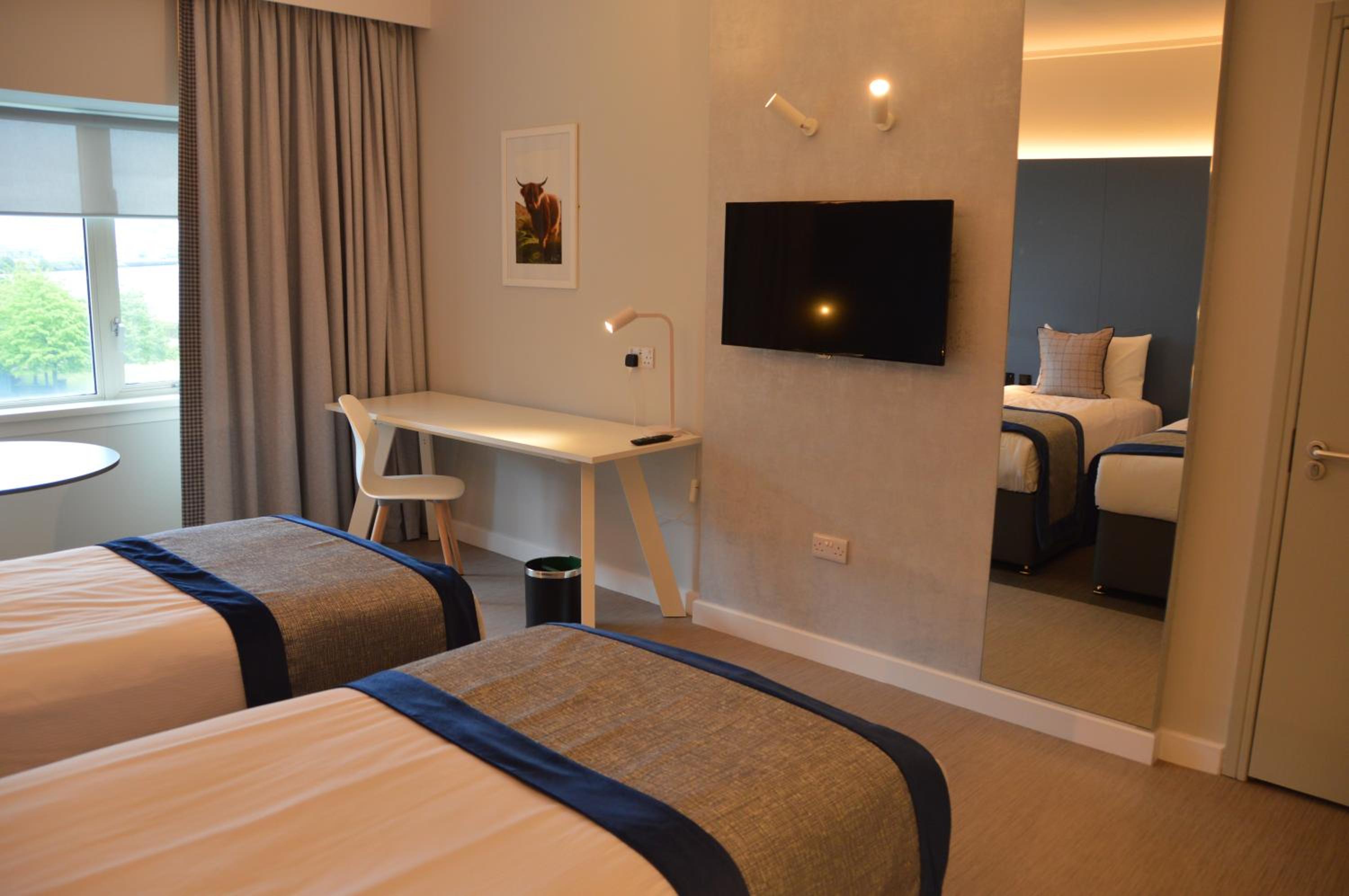 Deluxe Twin Room photo 3