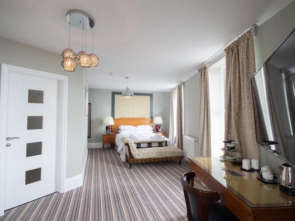 King Suite with Sea View