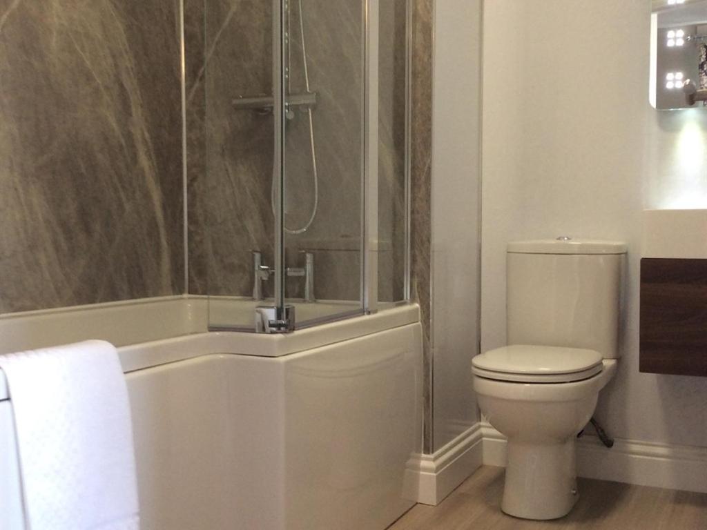 Deluxe King Room photo 3