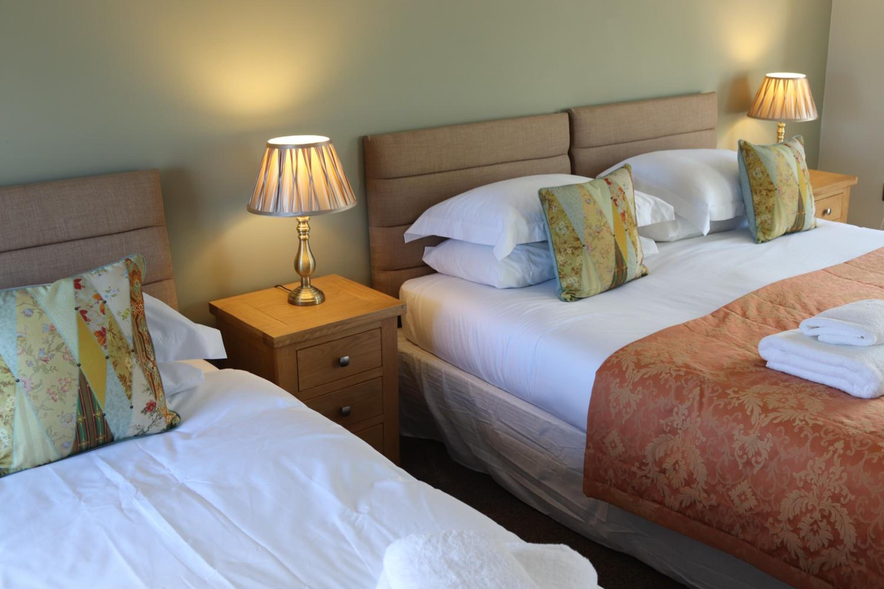 Deluxe Family Room - Photo 4
