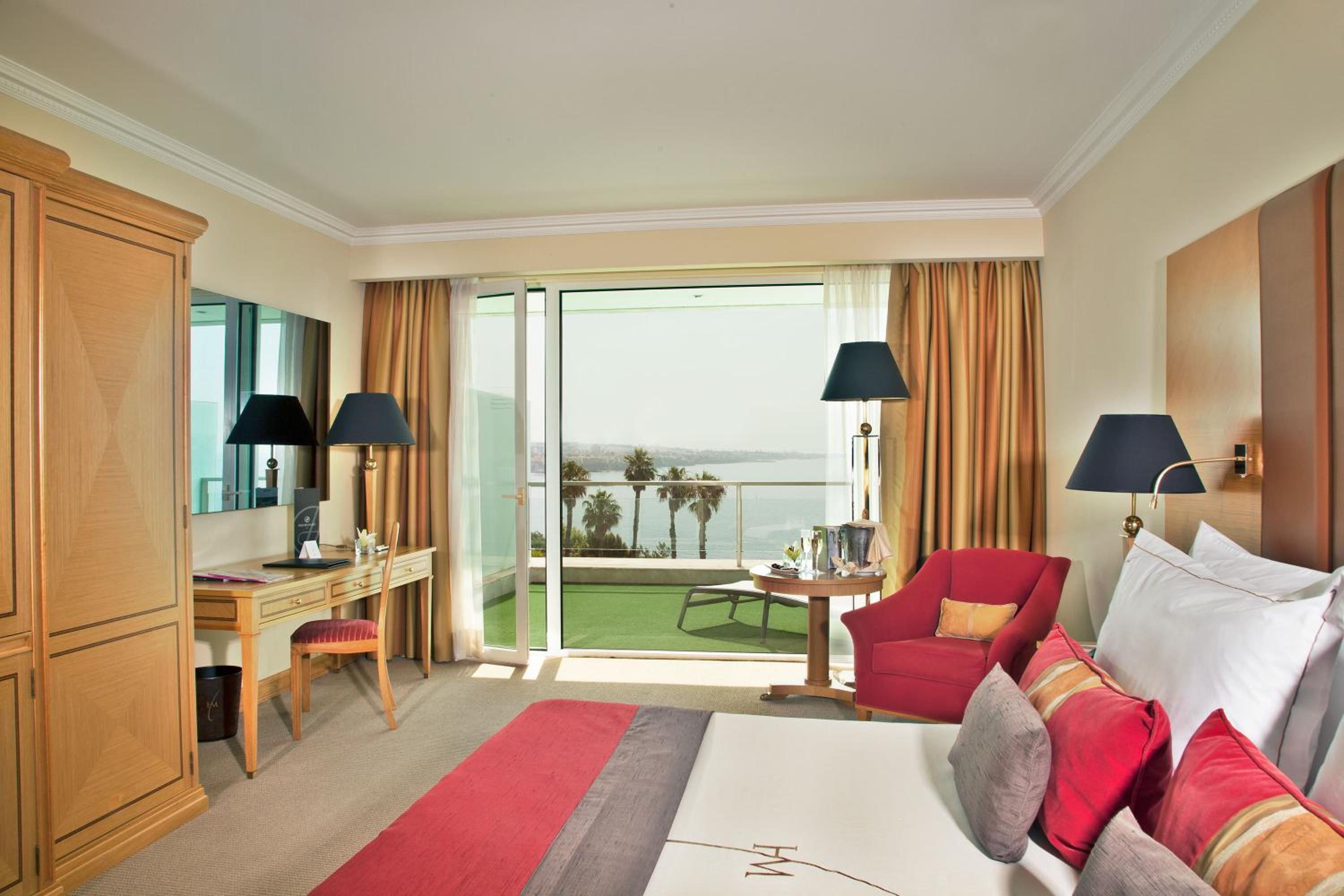 Premium Double or Twin Room - Photo 7