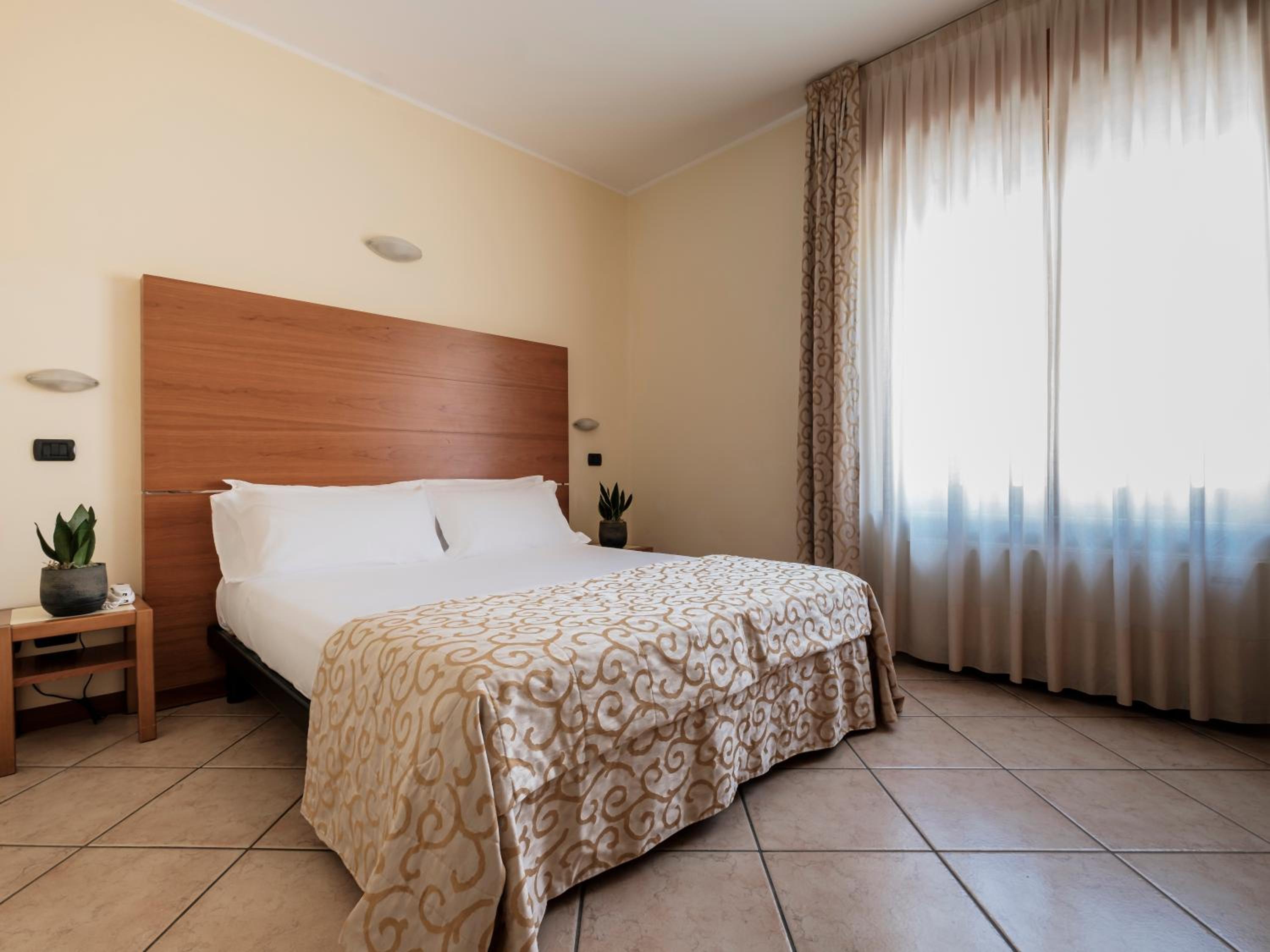 Classic Double or Twin Room photo 1