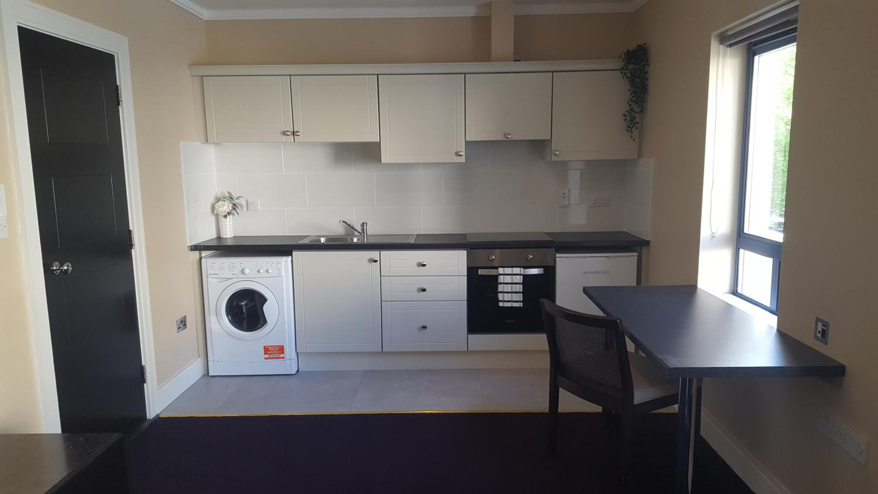Apartment - Photo 3
