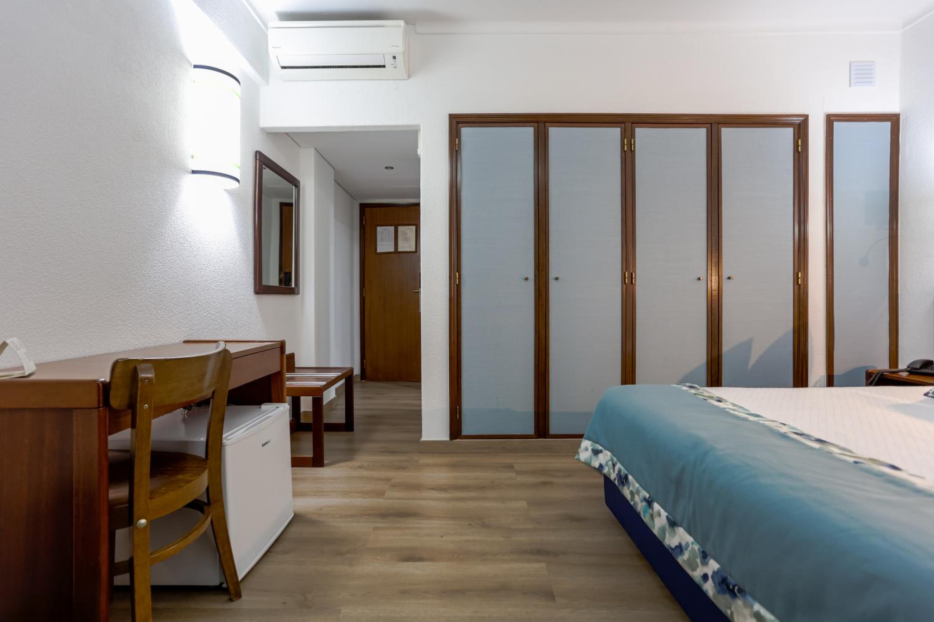 Double Room - Photo 4