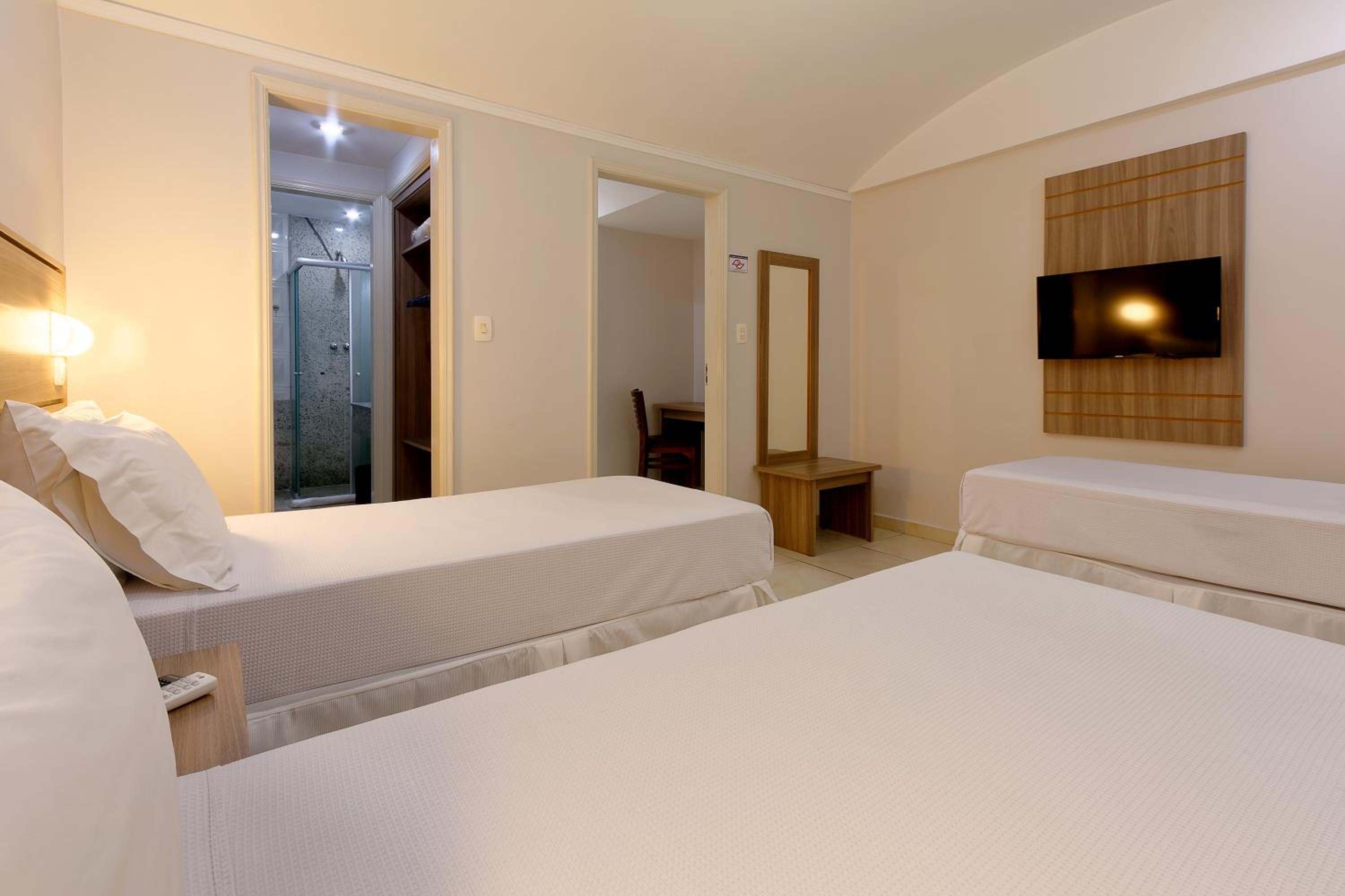 Standard Triple Room - Photo 2