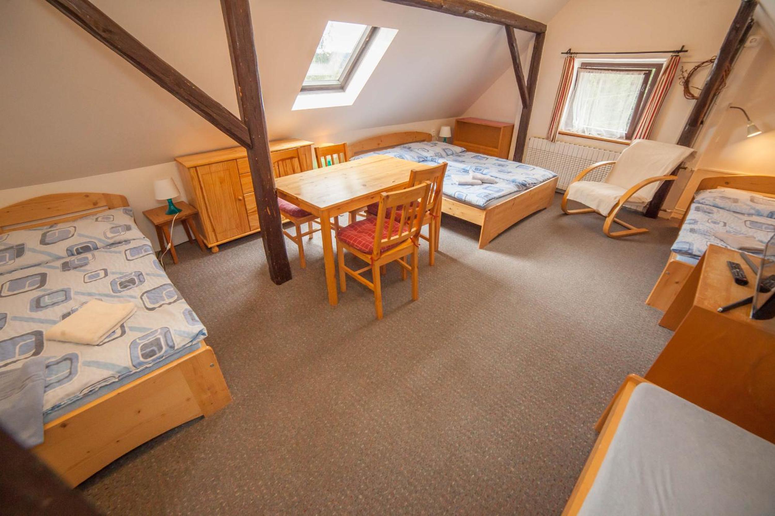 Quintuple Room - Photo 1