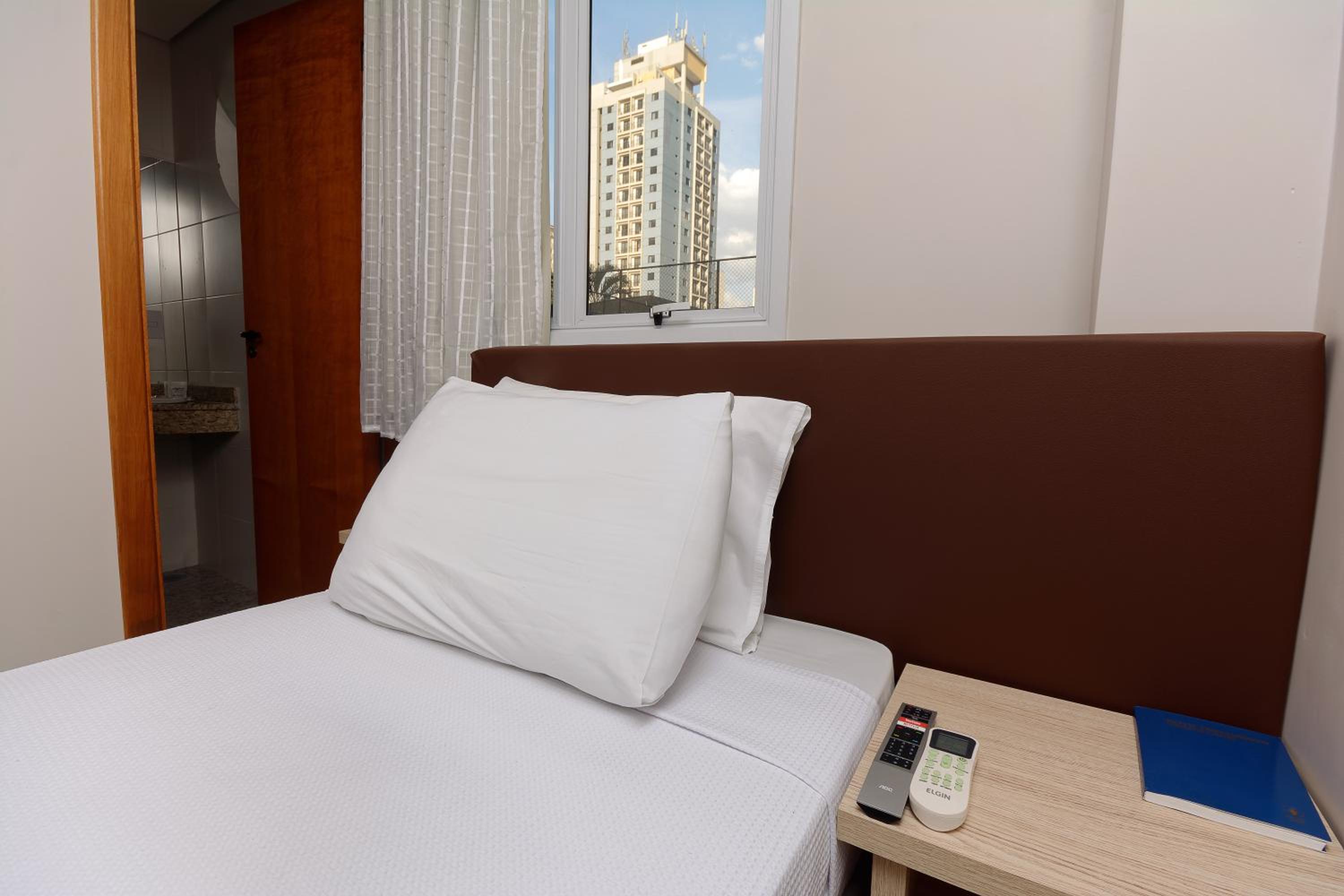 Standard Single Room - Photo 3