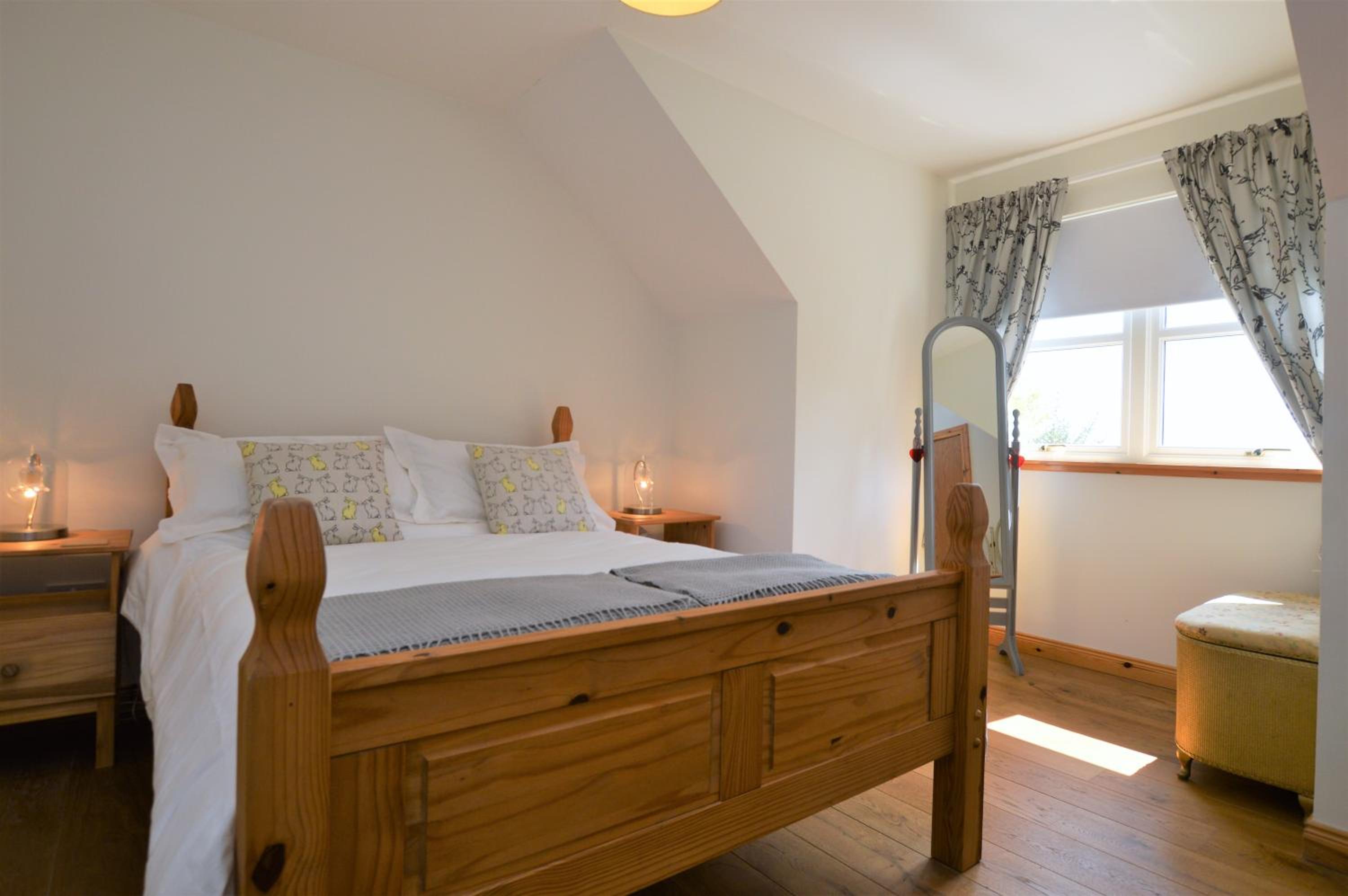 Four-Bedroom House photo 1
