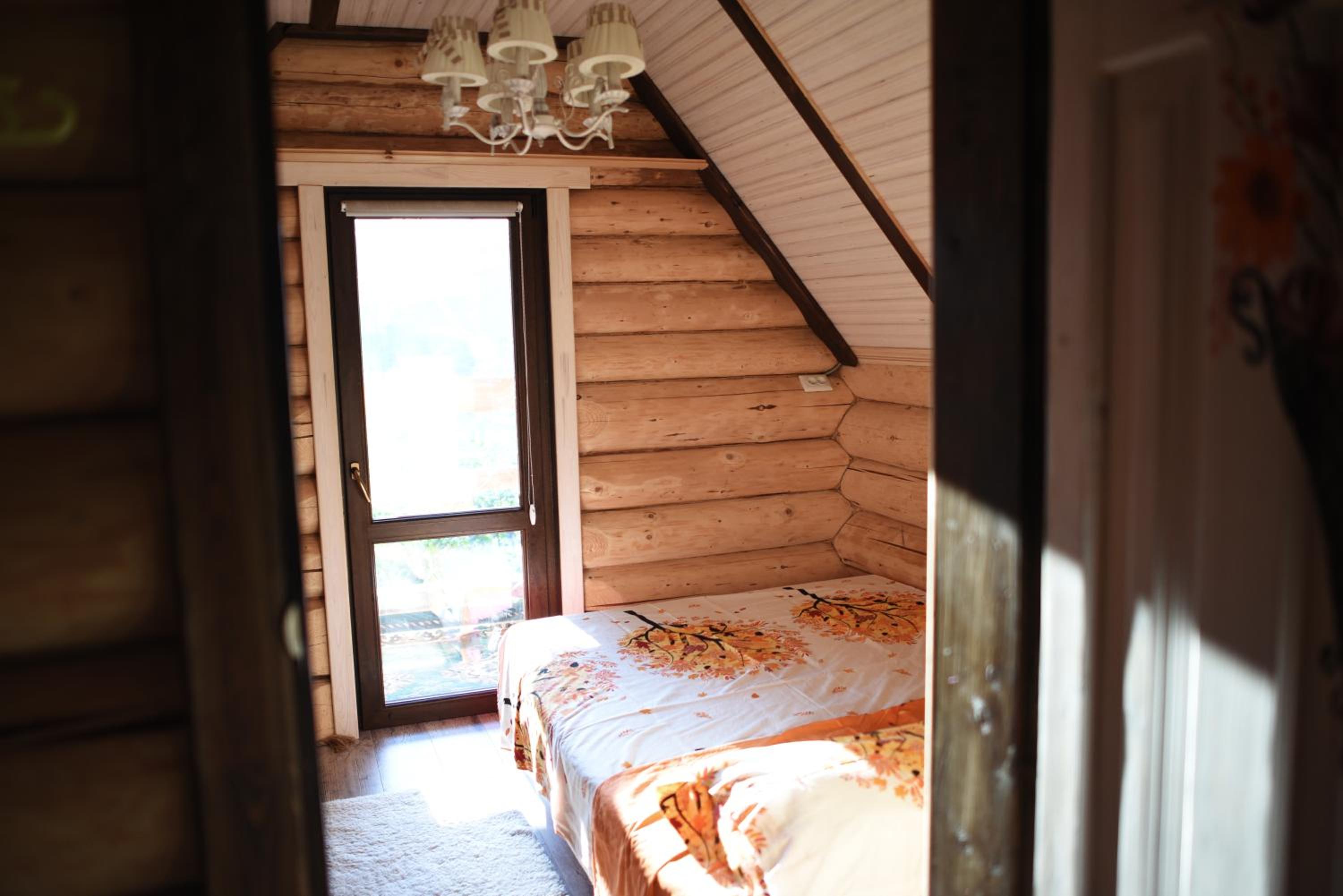 One-Bedroom House photo 1