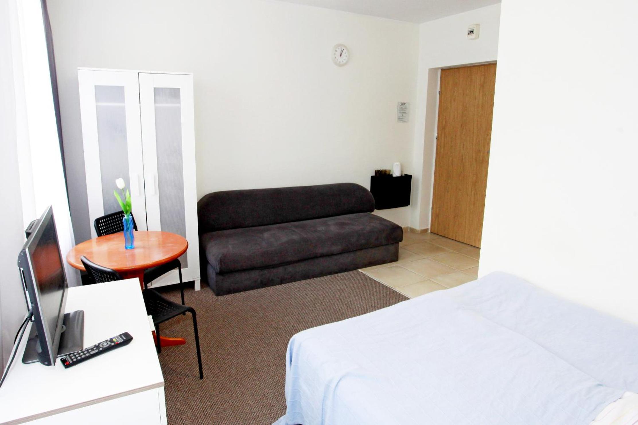 Classic Triple Room - Photo 8