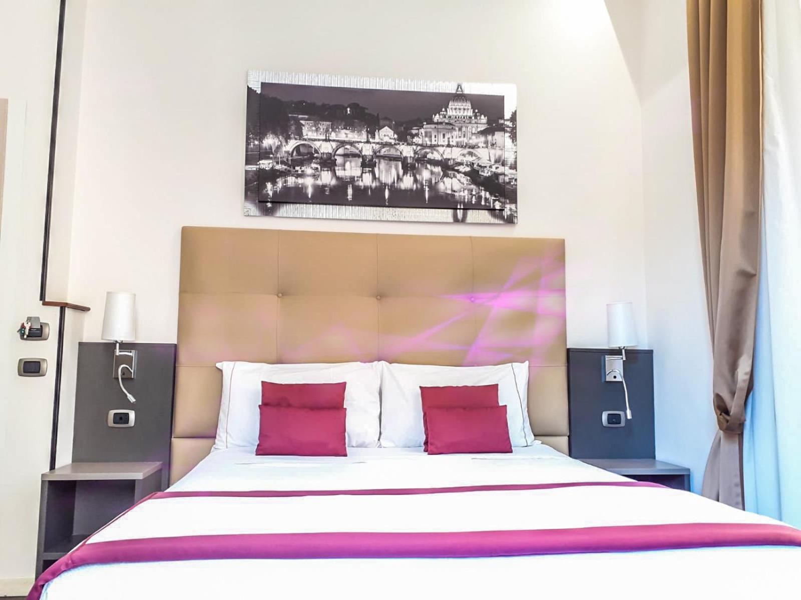 Double or Twin Room photo 3