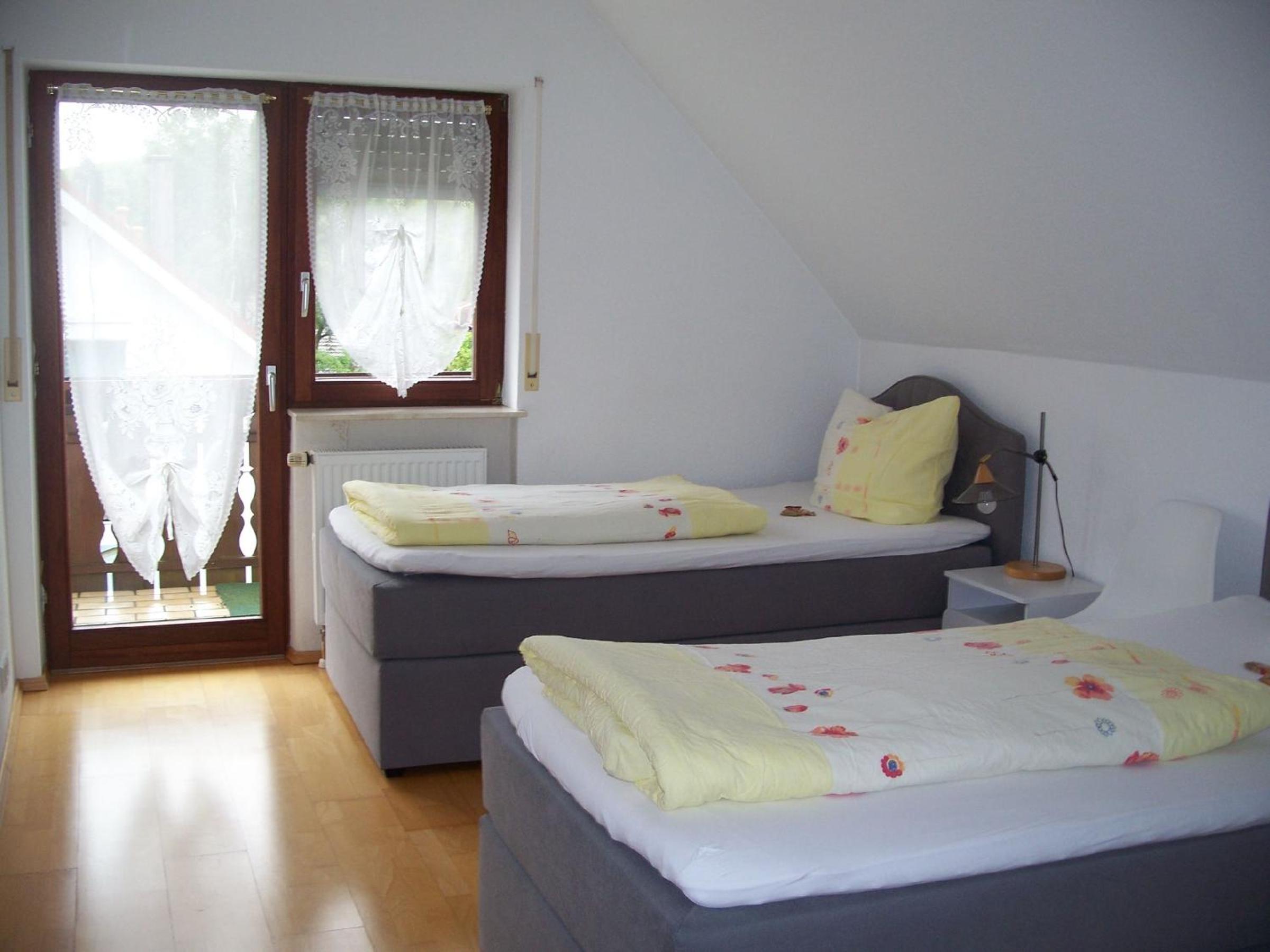 Two-Bedroom Deluxe Apartment with Garden View photo 2