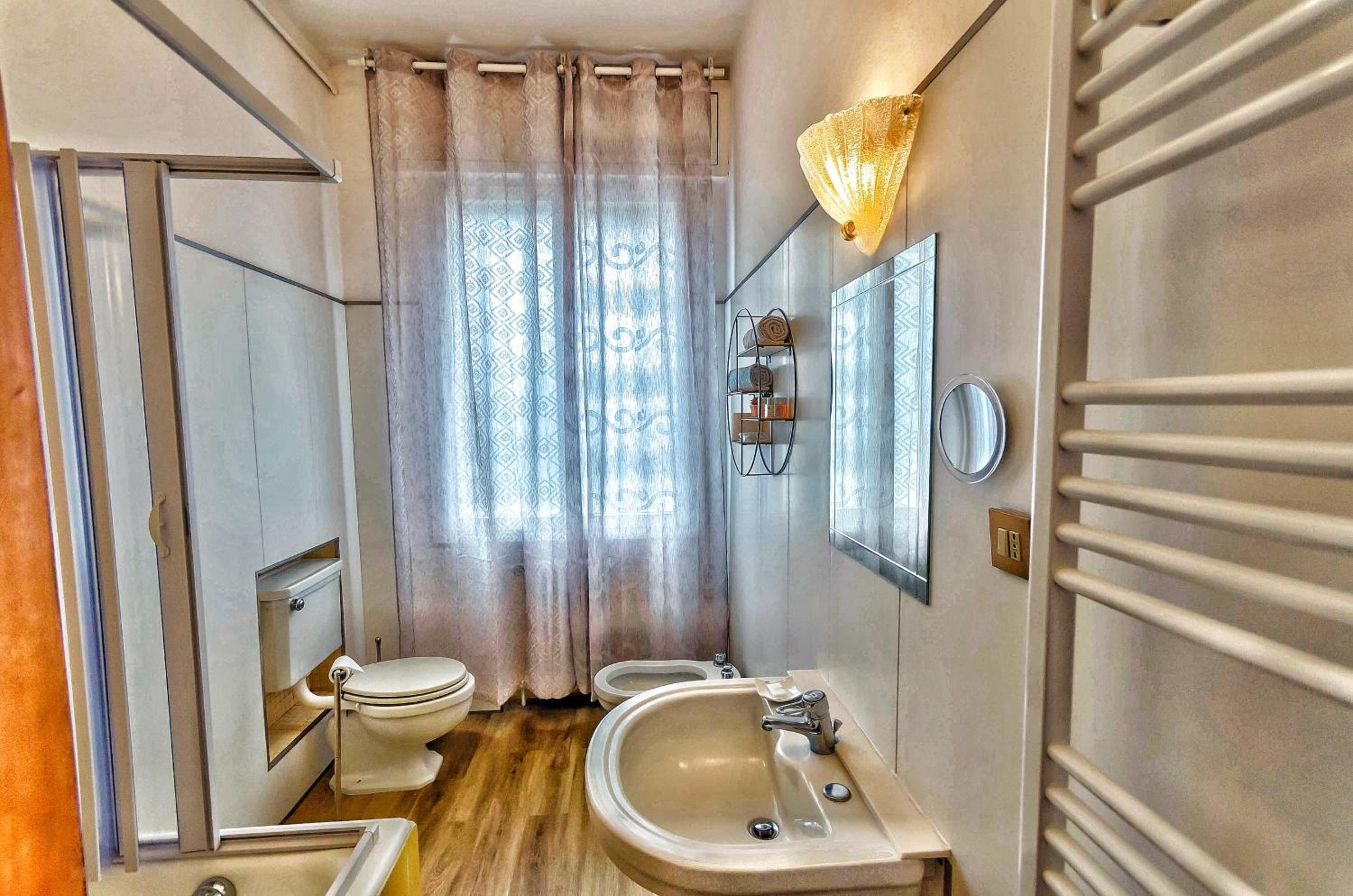 Large Double Room photo 3