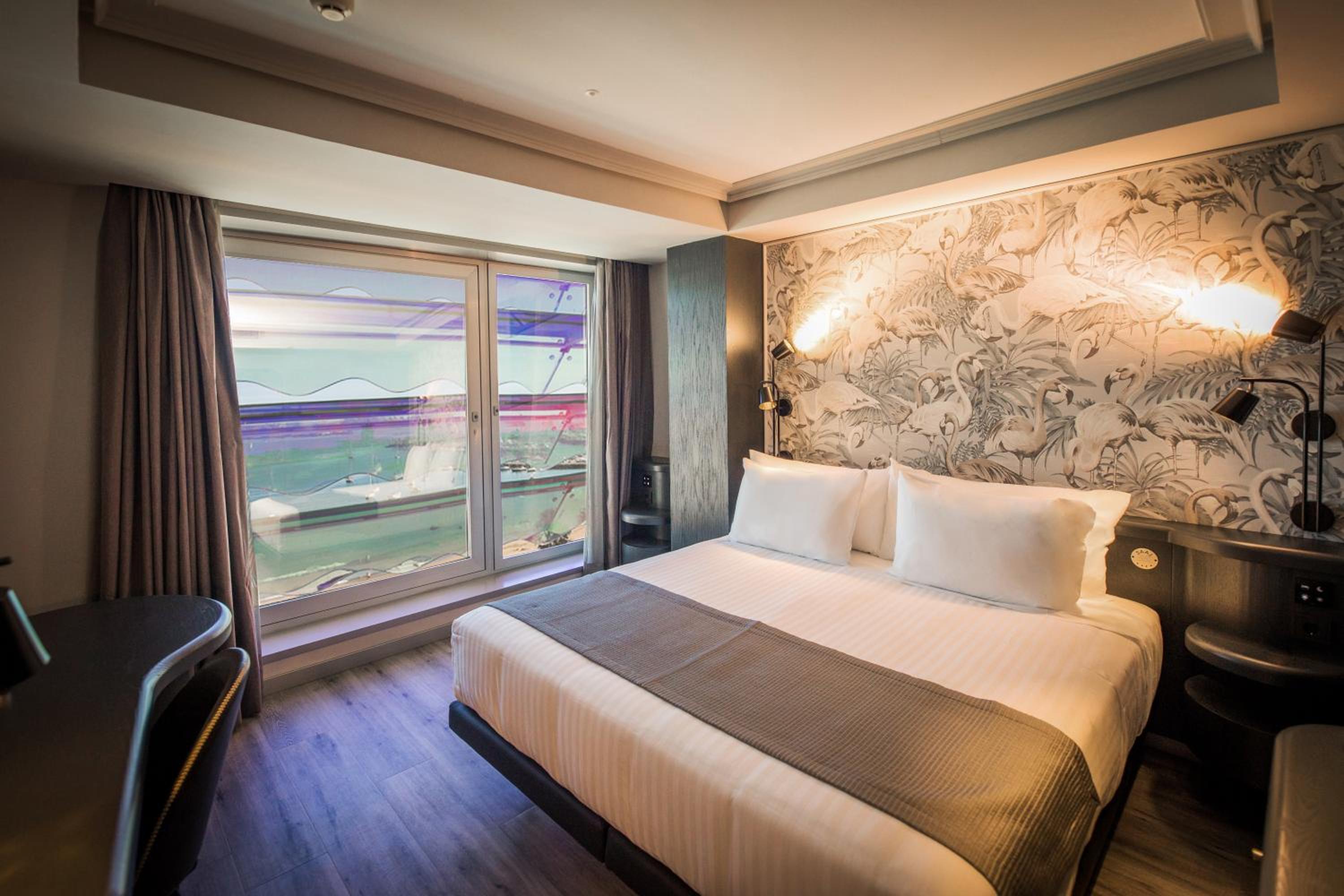 Standard Double or Twin Room with Sea View