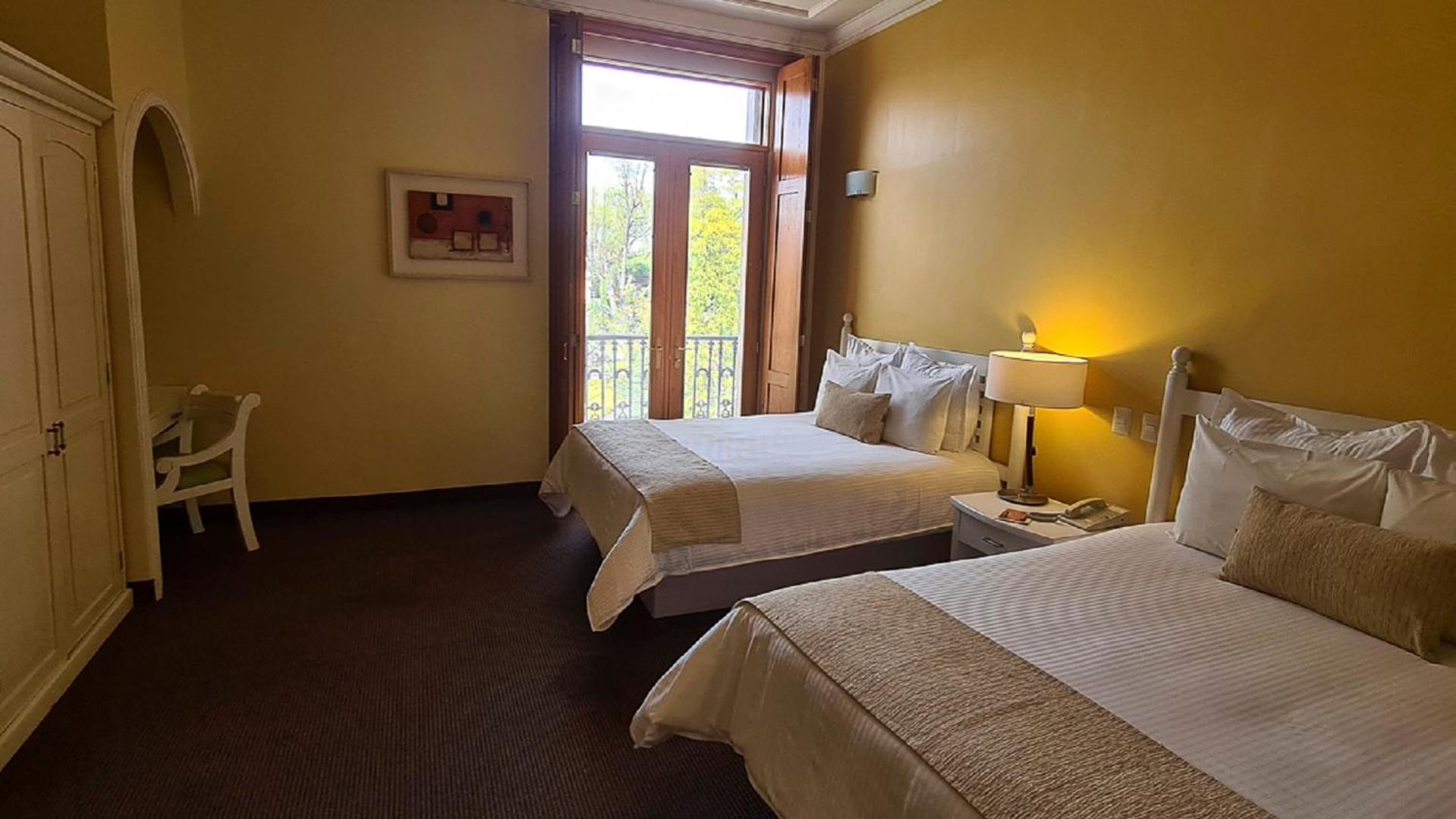 Twin Room with City View - Photo 1