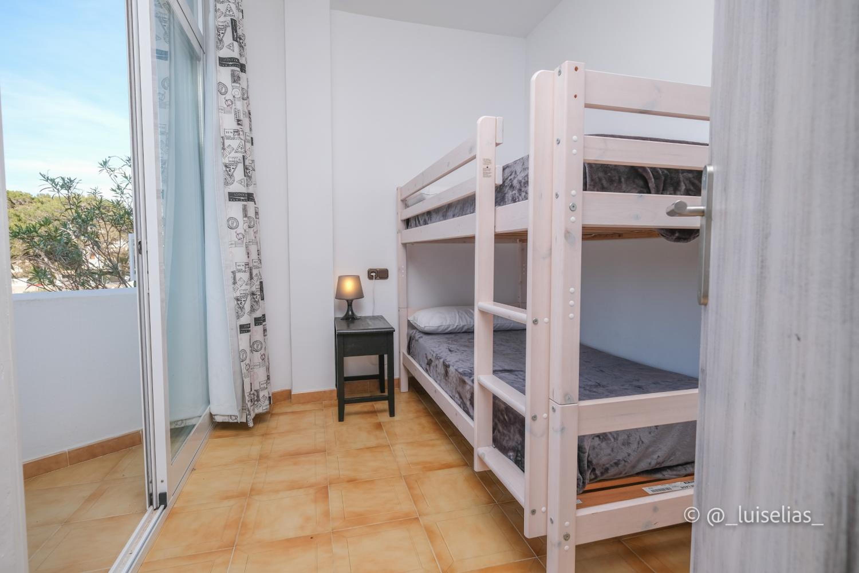 Apartamento con vista al mar