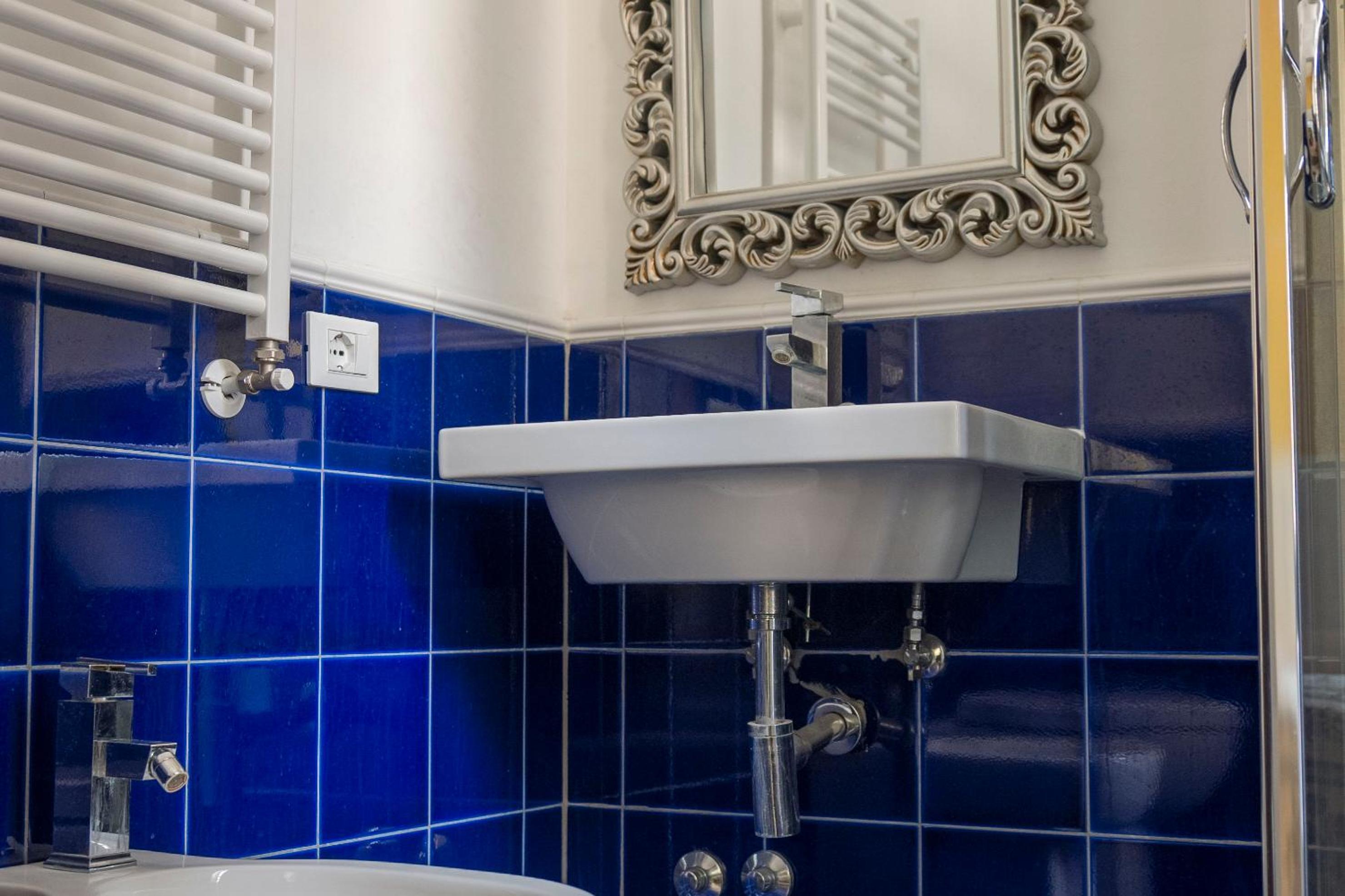 Double Room with Private Bathroom photo 3